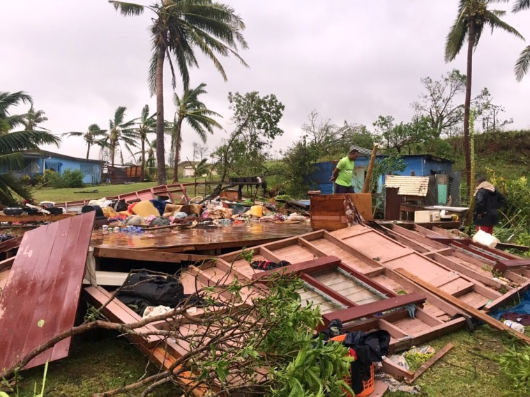 Powerful Cyclone Winston Hits Fiji Killing At Least Six