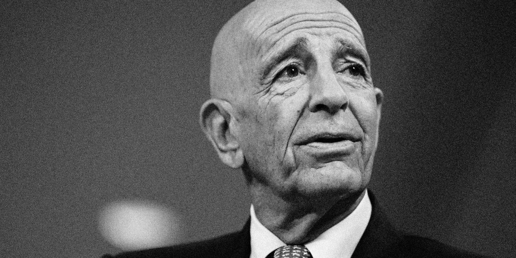 An unregistered foreign agent close to Trump was just
indicted. Sound familiar?