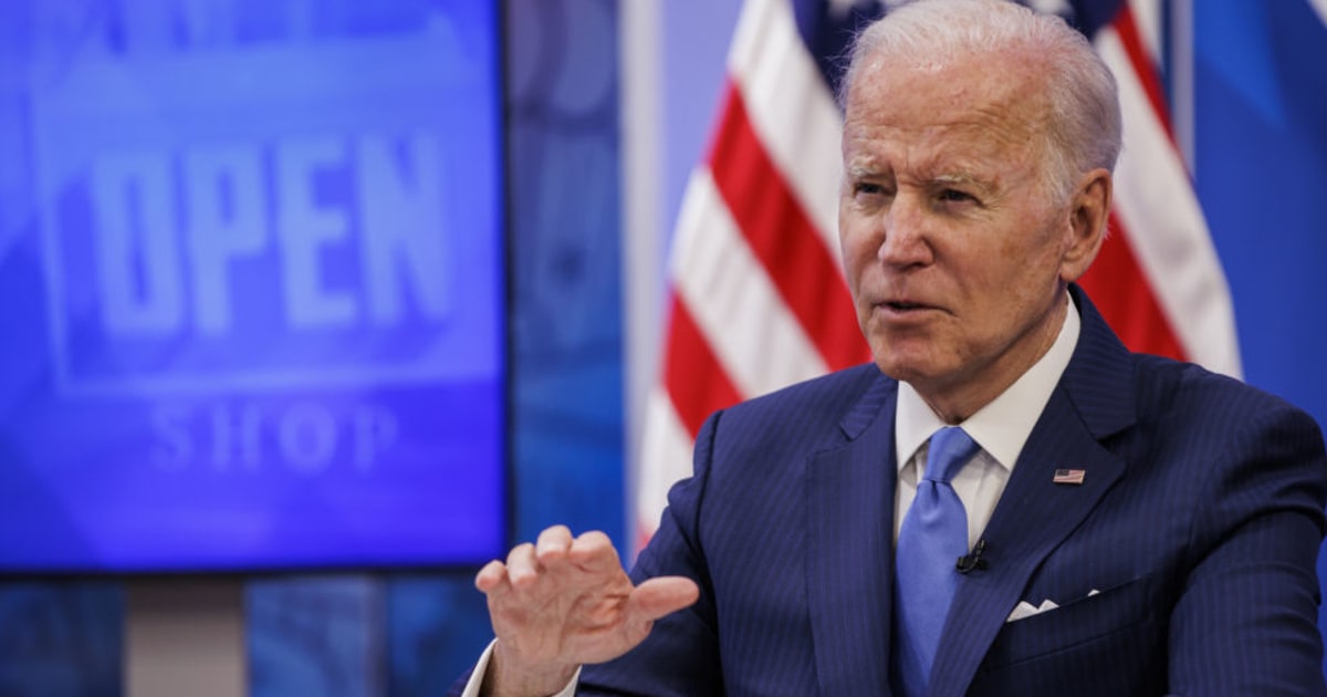 Biden Considera Perdonar La Deuda Estudiantil Solo Si Es Menor De 50 000