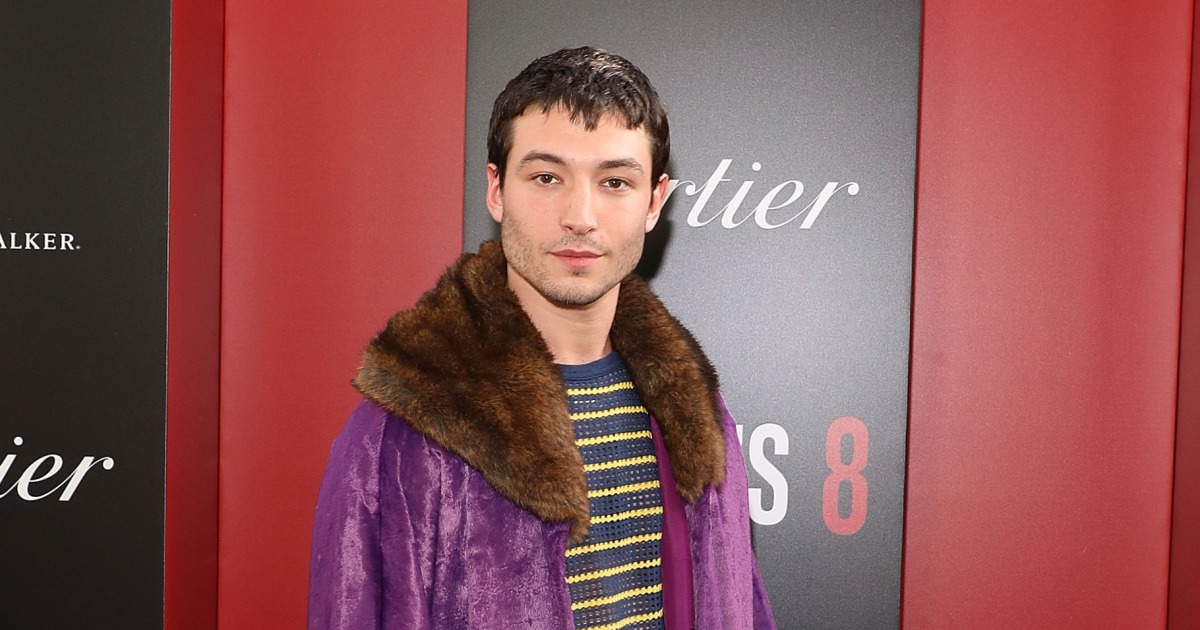 Ezra Miller Estrella De The Flash Fue Arrestado Nuevamente