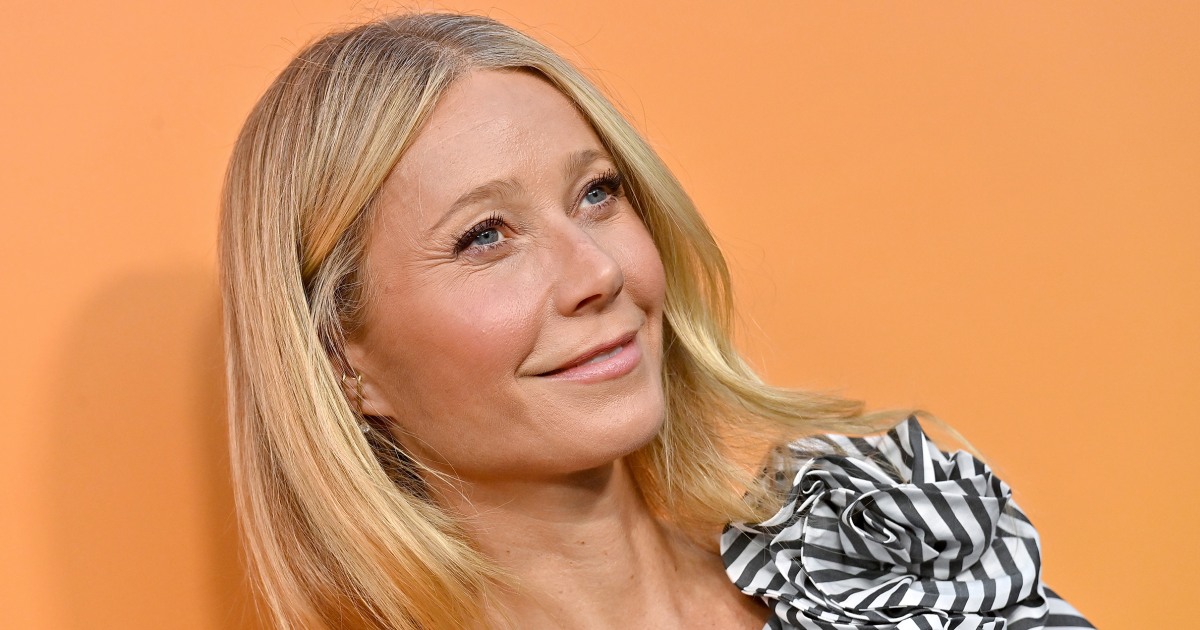 Gwyneth Paltrow Shares Sweet Multigenerational Pic With Mom Blythe