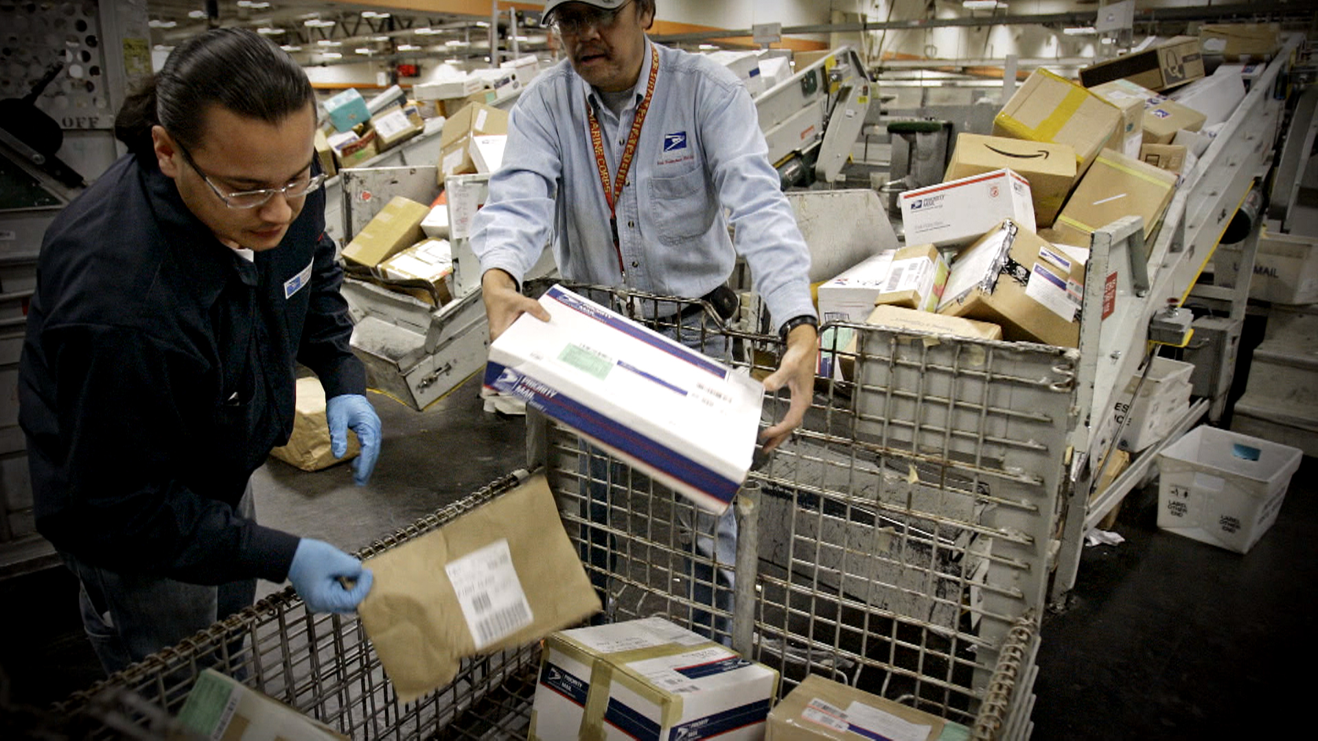 Bekommen von. USPS Employment. U.S Postal service. Distribution photo.