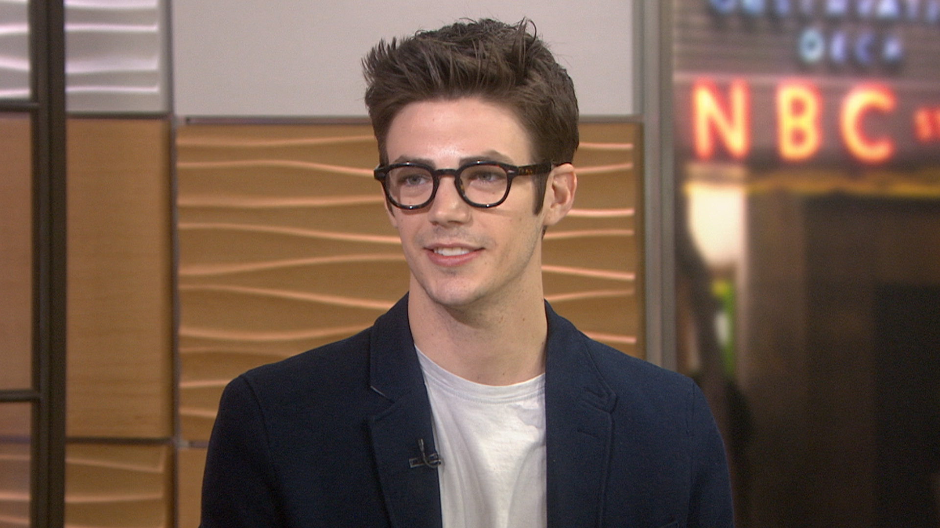 This show is a joke”: Grant Gustin's Final Run in 'The Flash' Gets  Criticized After Actor Reveals Original Plans For Barry Allen's Send-Off -  FandomWire