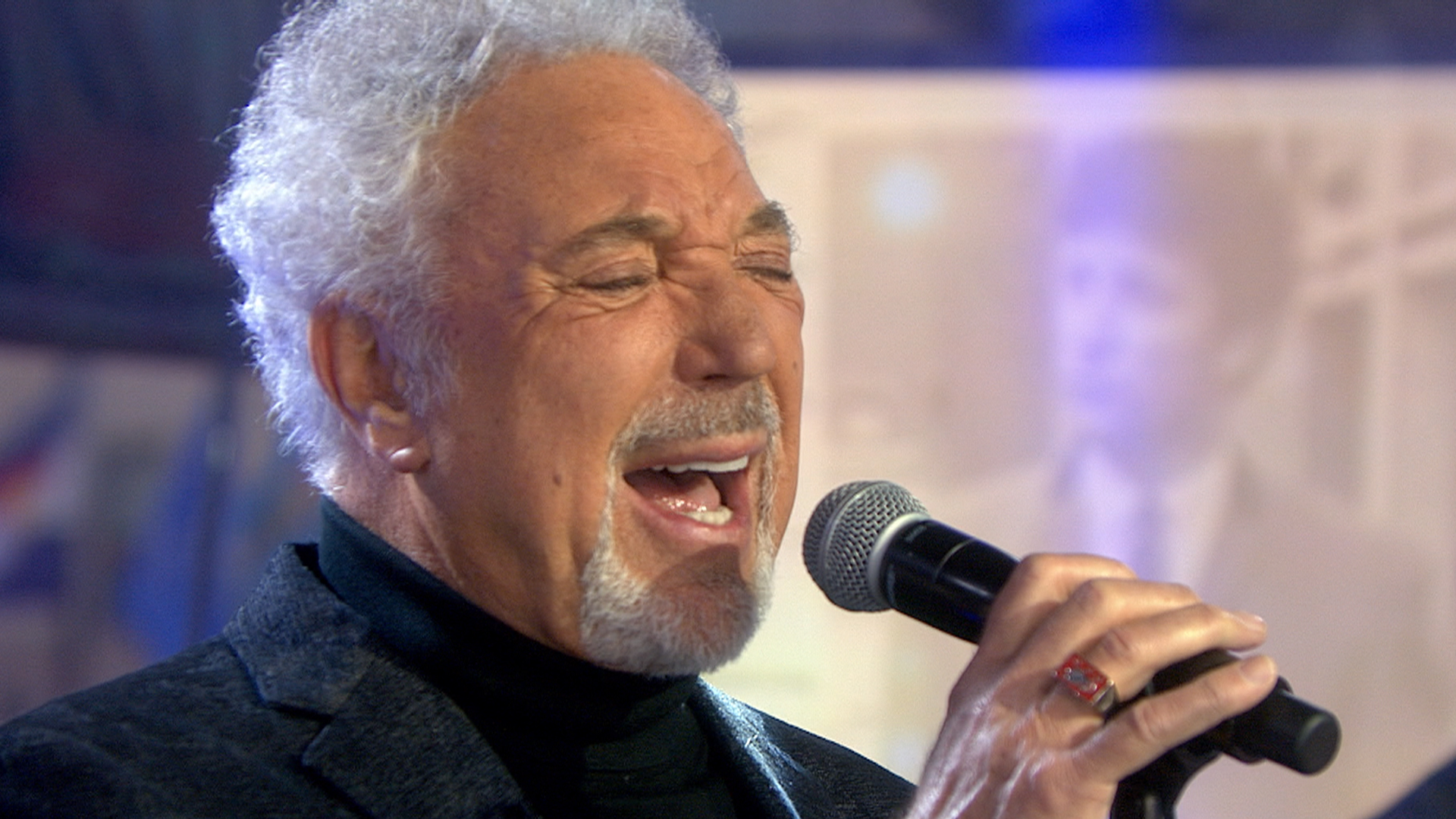 Слушать тома джонса лучшие. Tom Jones. Певец Джонс. Tom Jones 2023. Tom Jones foto.