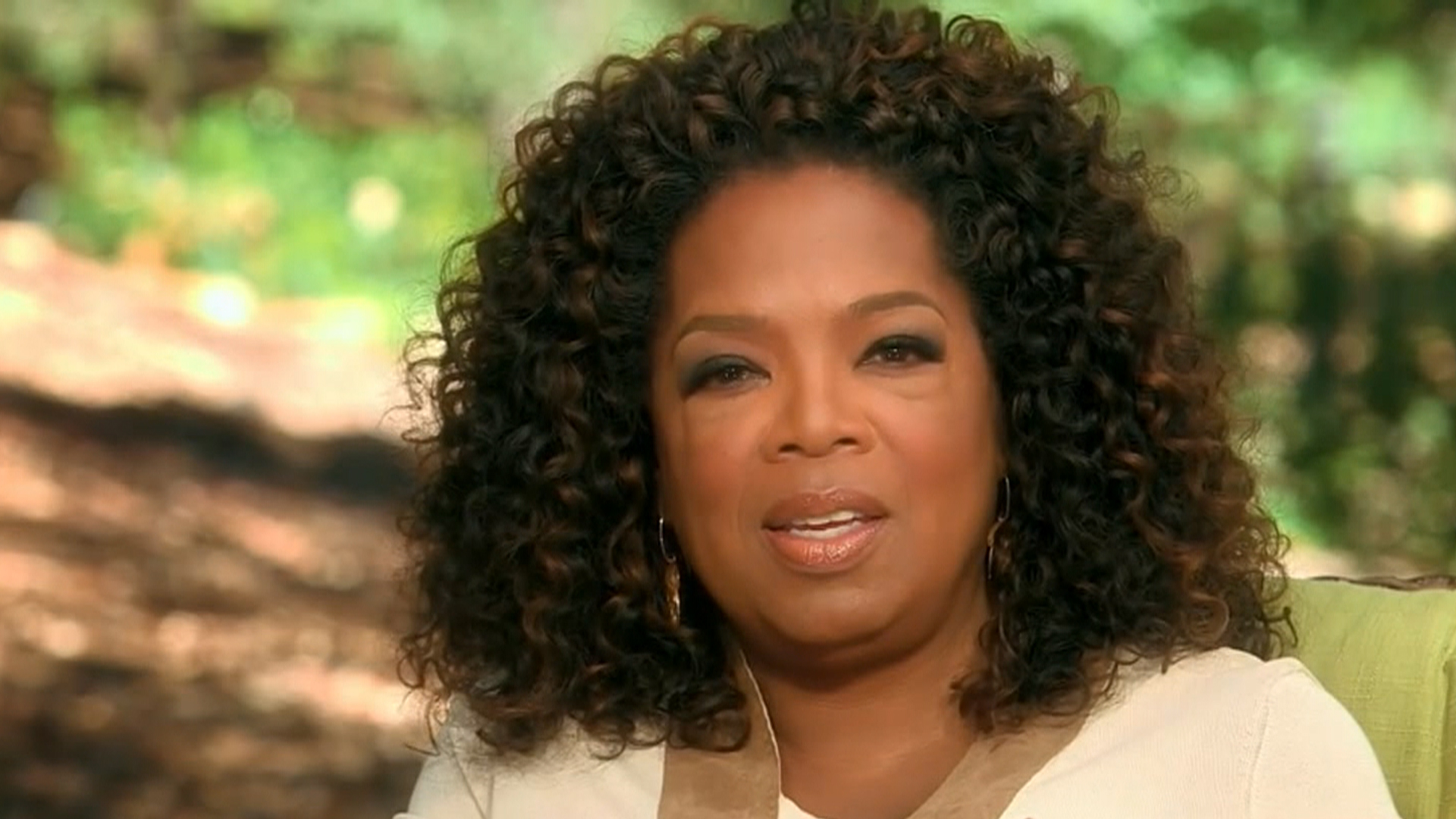 Oprah Winfrey shares weight struggles in new Weight Watchers ad