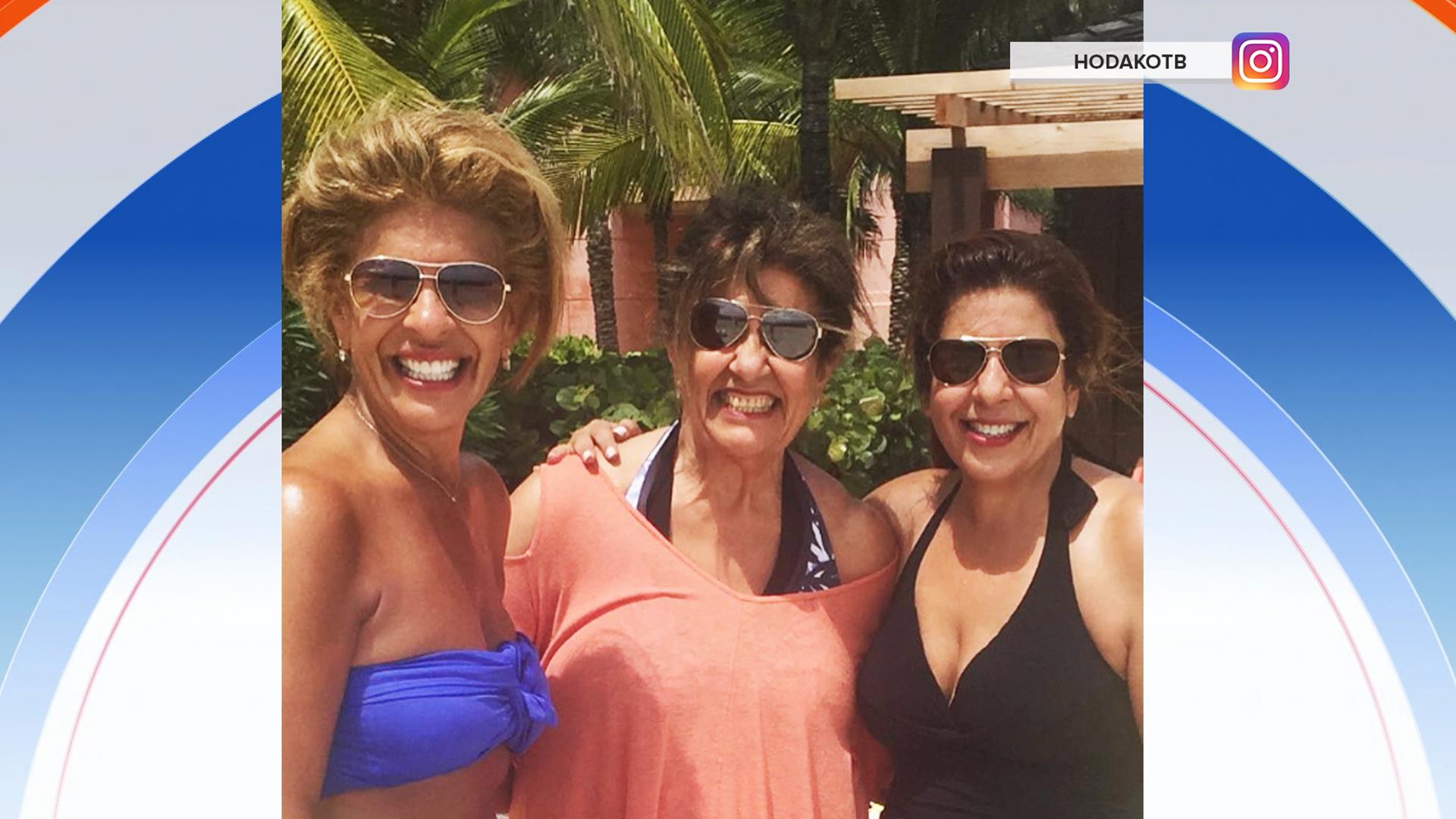 Hoda dons bikini to visit Bahamas with her mom sister