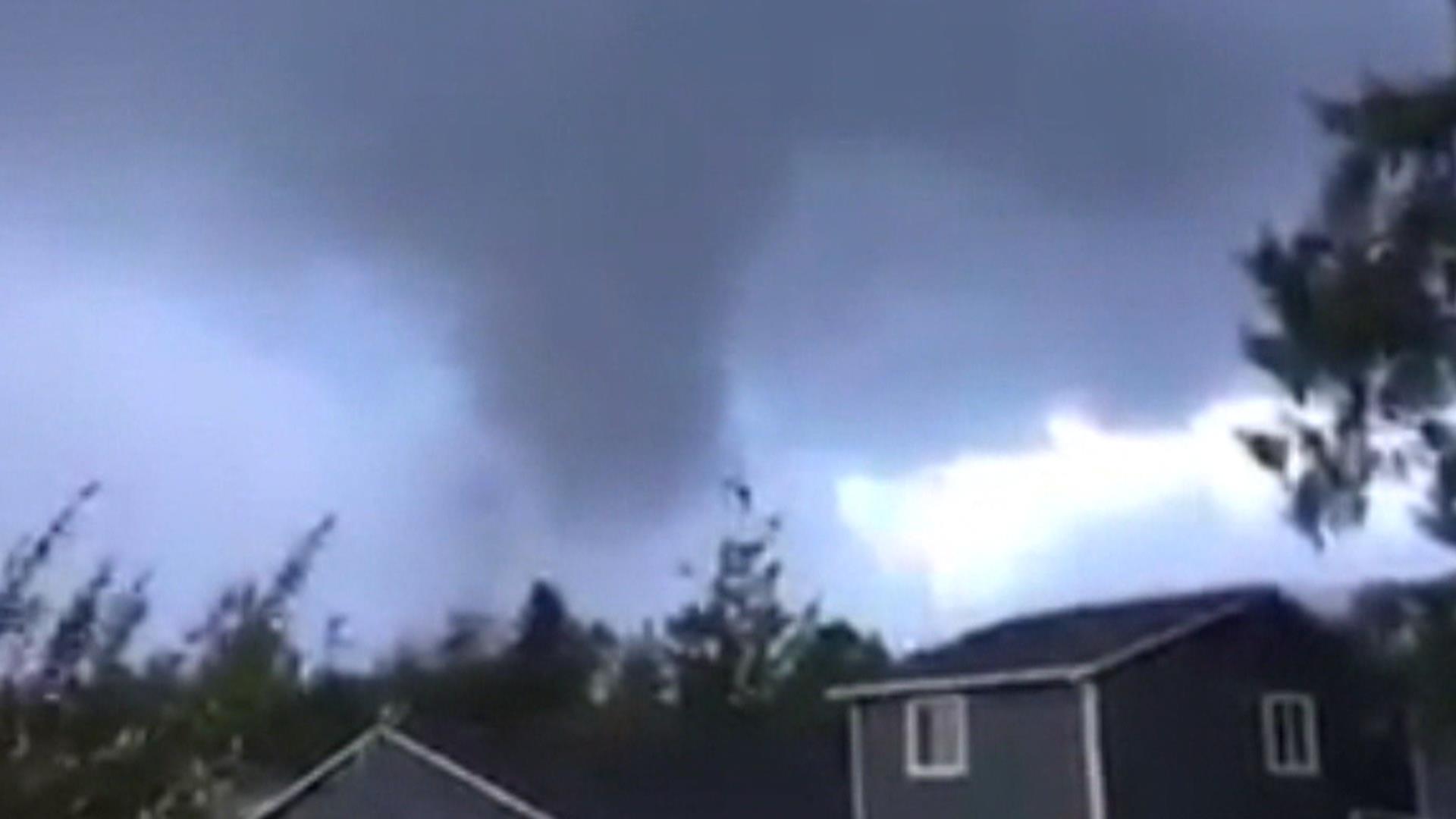 Торнадо в Орегоне. Камера Торнадо. Шторм в штате Орегон сегодня. Моджахед Торнадо видео. Камеры торнадо