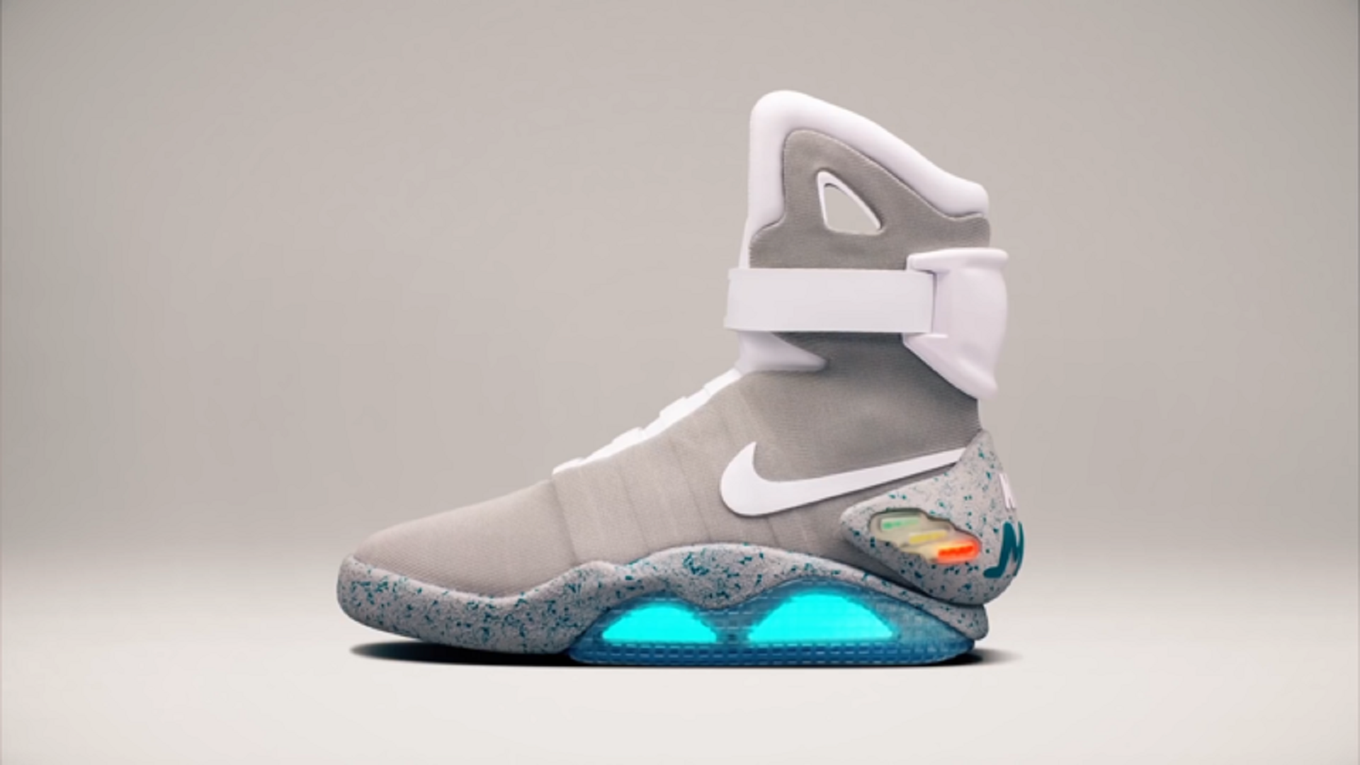 Artefact Veroorloven viool Nike Raffles 'Back to the Future' Self-Tying Shoes