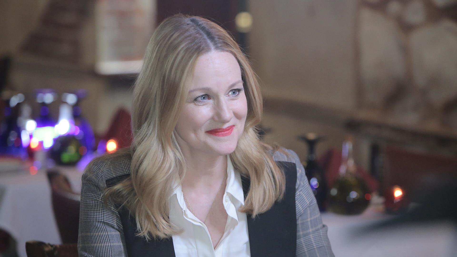 Laura Linney on stage acting: ‘There’s nothing better than the sound of  people listening’