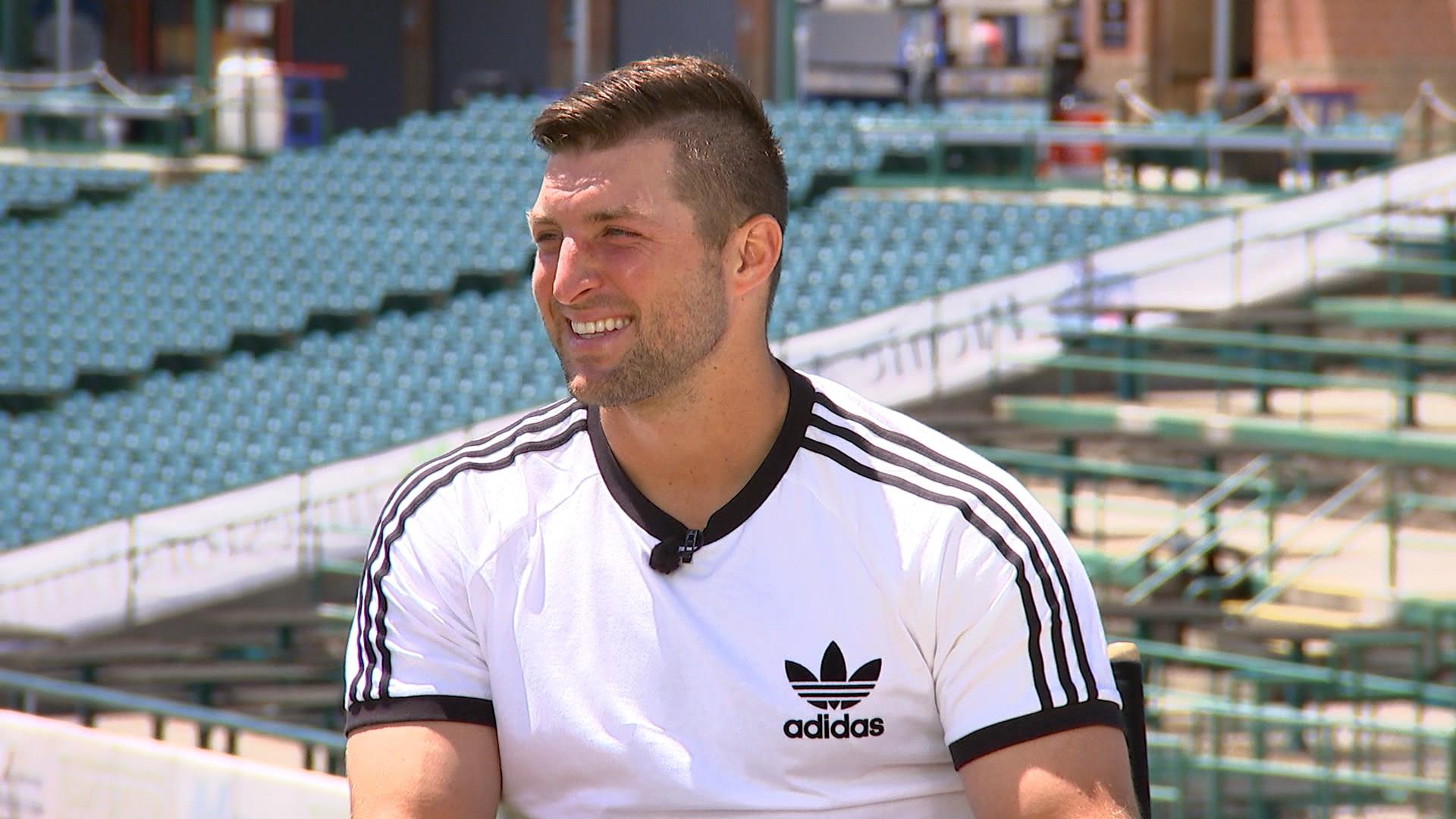 Tim Tebow Signs Endorsement Deal With Adidas