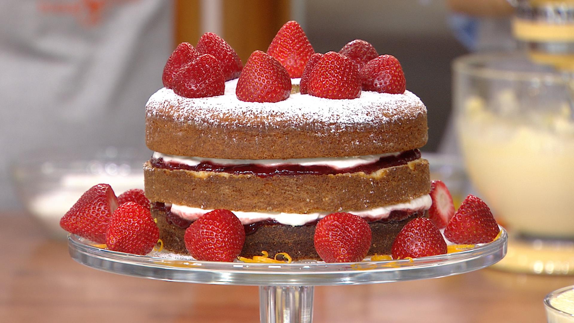 Strawberry Sponge Cake