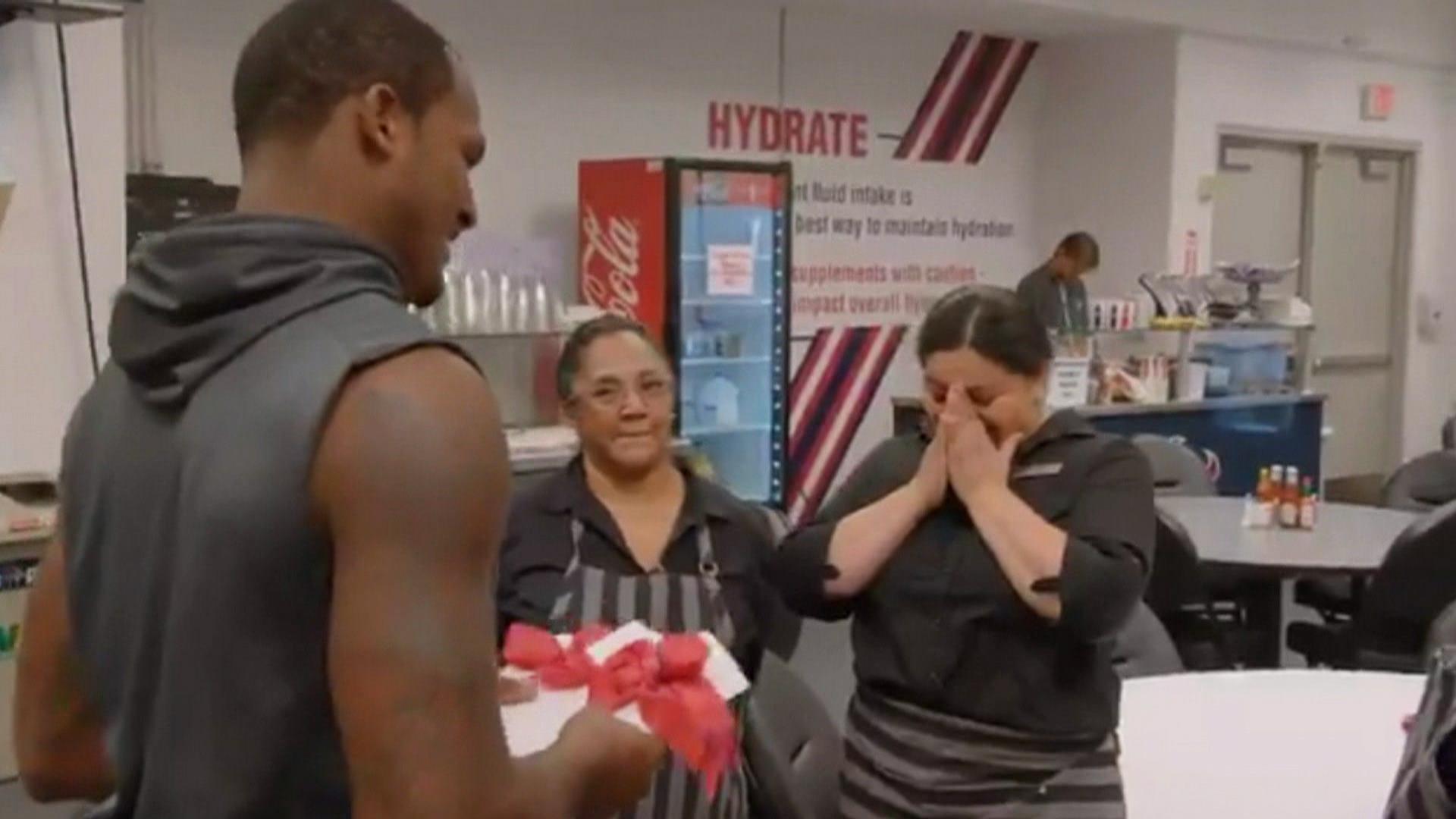 Rookie Texans QB Deshaun Watson Donated His First Game Check To Three NRG  Stadium Cafeteria Workers Hit By Harvey – Texas Monthly