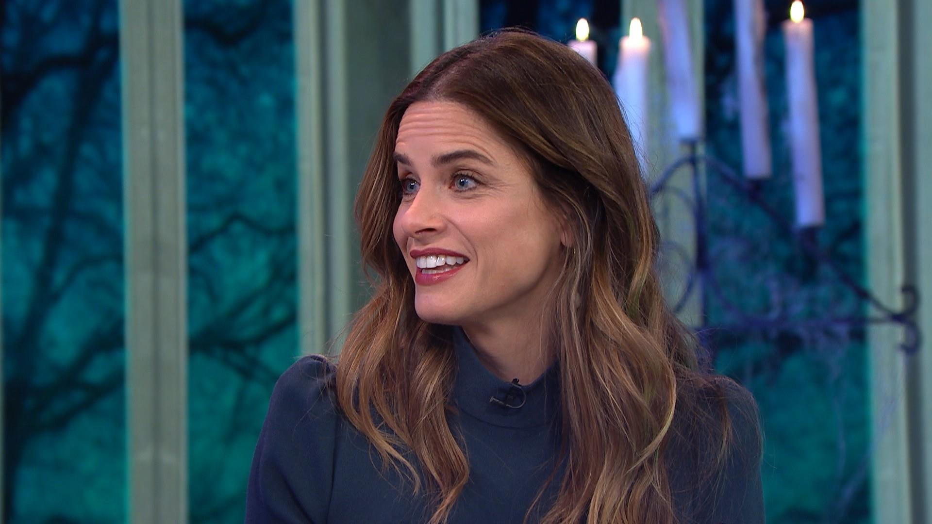 Amanda Peet talks new show ‘The Romanoffs’