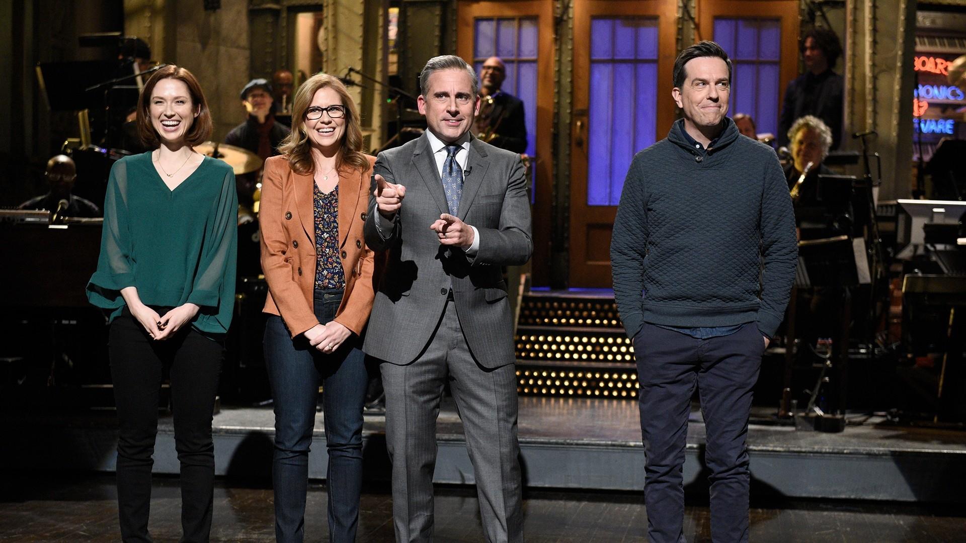 Steve Carell hosts a surprise mini 'Office' reunion on 'SNL'