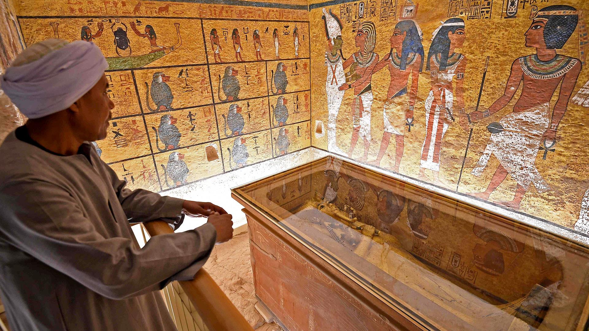 Pharaoh's tomb. Тутанхамон Гробница. Усыпальница Тутанхамона. Гробница фараона Тутанхамона. Гробница Тутанхамона в Египте.