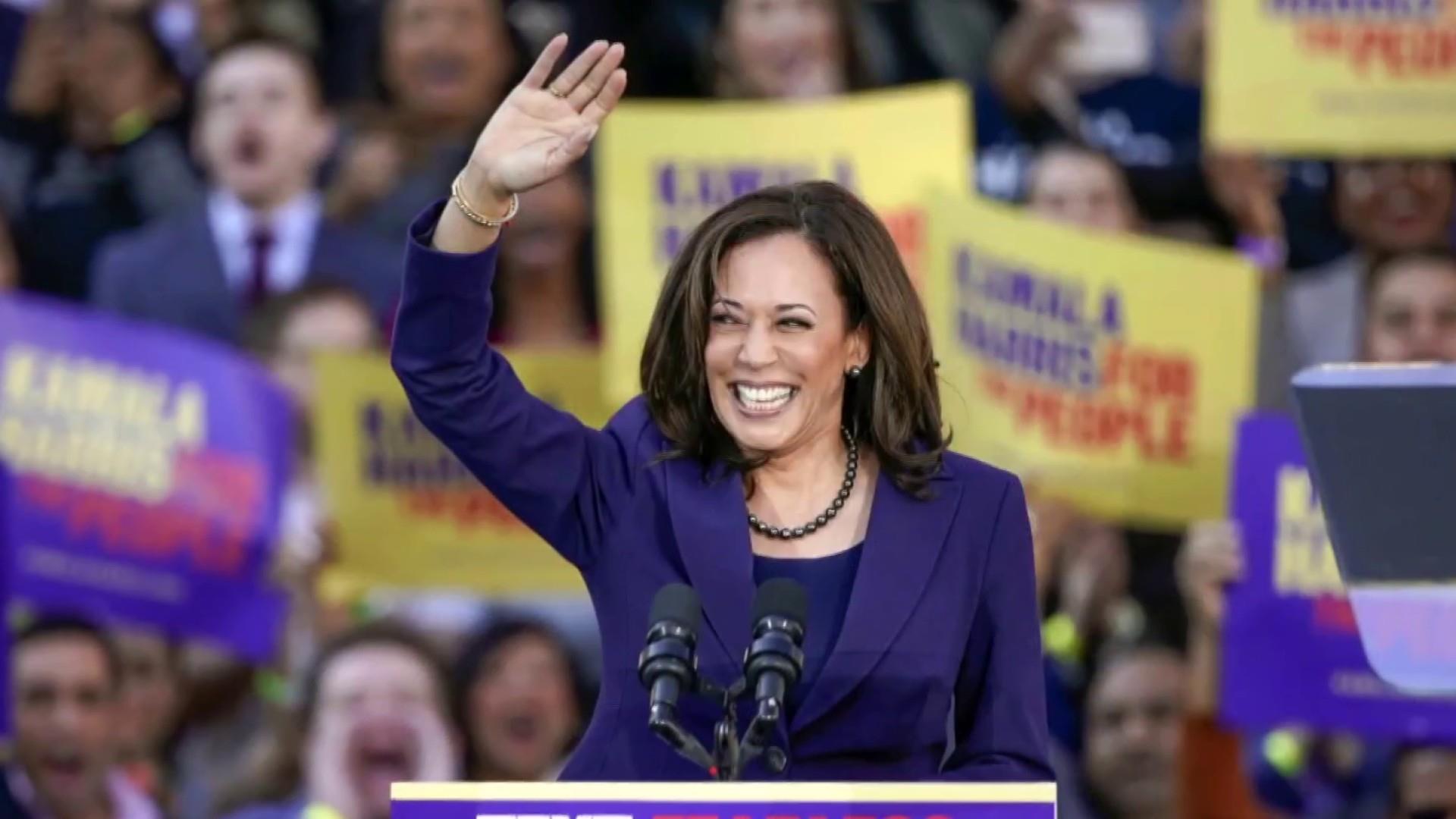 Голосовать за камалу харрис. Kamala Harris. Камала Харрис в молодости. Камала Харрис в полный рост. Харрис и Обама.