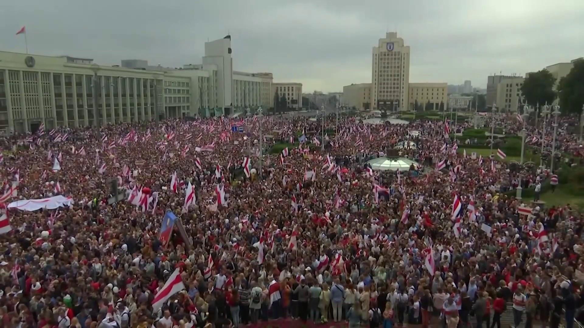 Площадь в минске митинги. Митинг в минске 16 августа 2020. Минск август 2020. Пло́щадь незави́симости минск. Марш свободы в минске 2020.