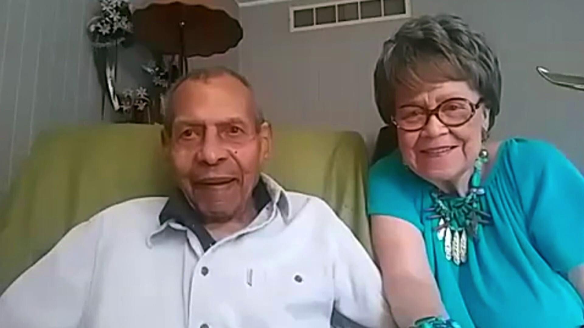 Sheinelle Jones teaches her grandparents to use Zoom