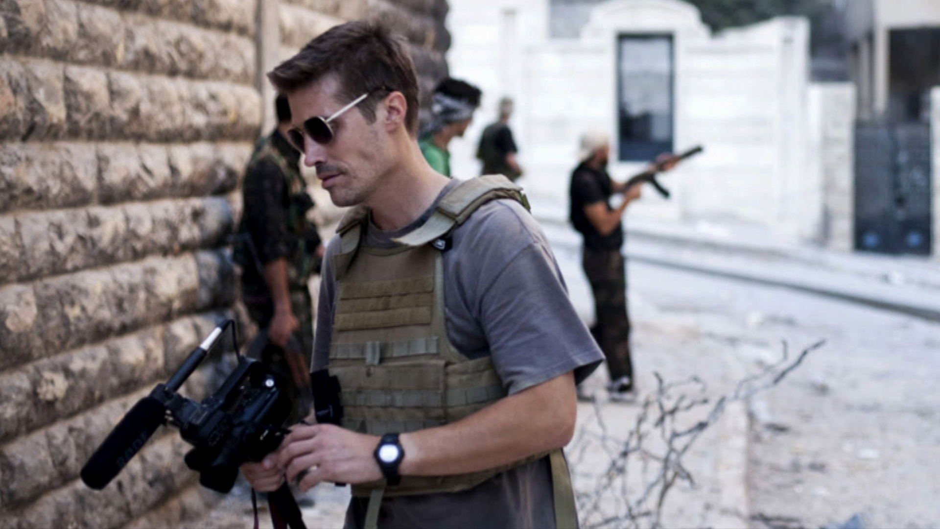 James foley видео. Джеймс Фоли. Джеймс Фоули журналист. Фоли Джеймс фотожурналист. Джеймс Райт фо́ли.