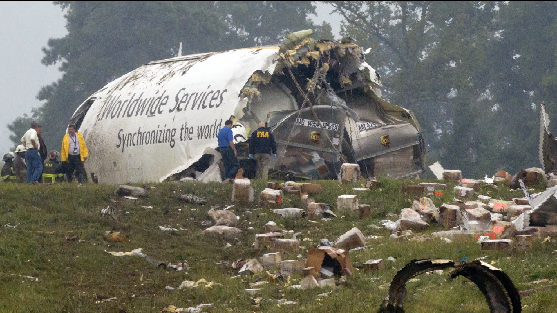 Going to crash. Canadair crash. Plane Water crash Carrier. Авария MD-11 авиакомпании ups.