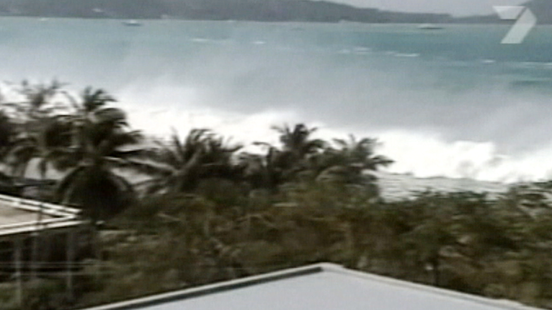 пляж карон после цунами 2004