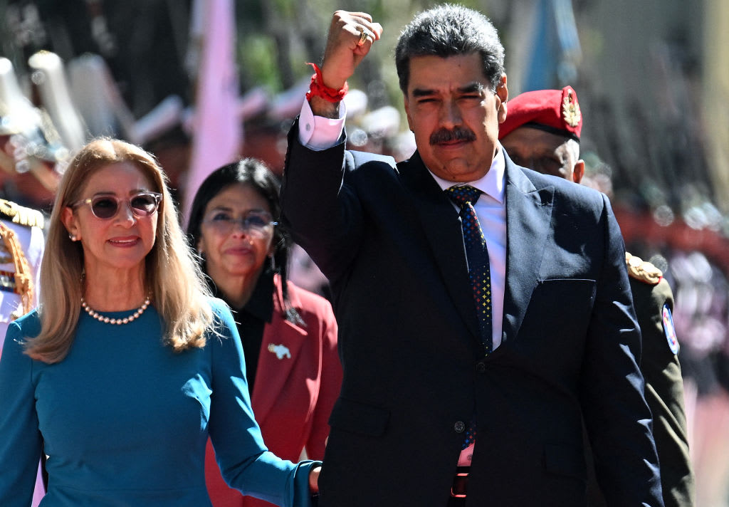 Nicolás Maduro toma posesión en Venezuela para un tercer mandato pese a ...