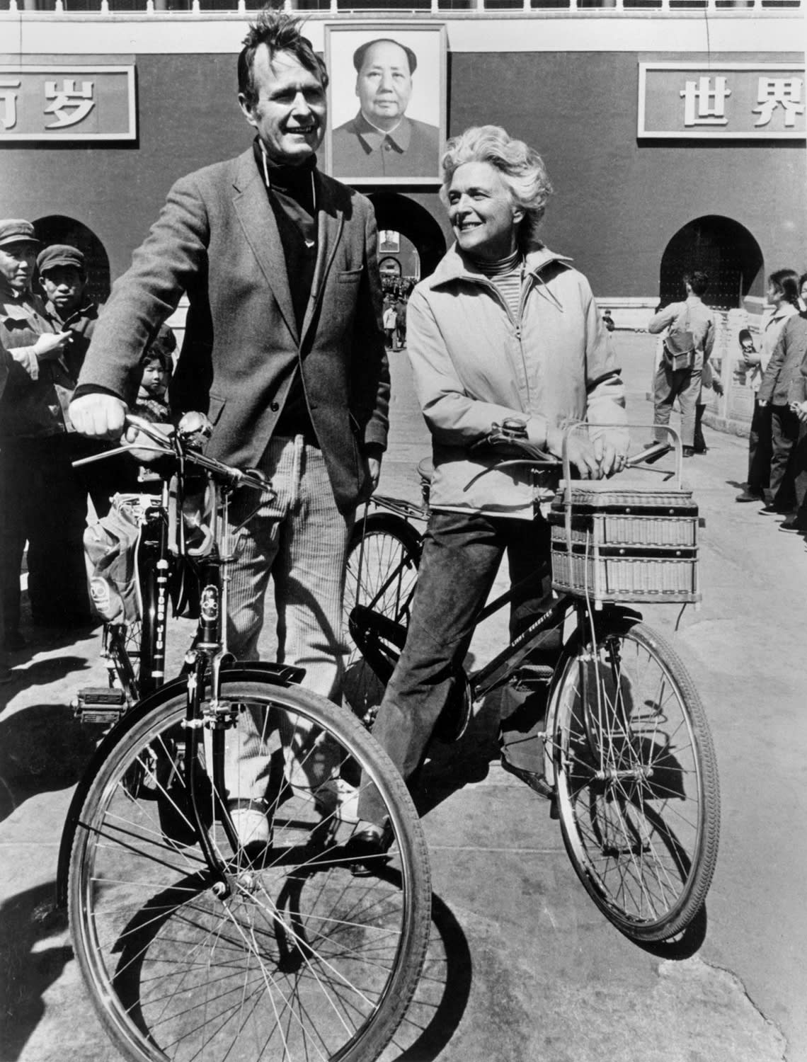 George Herbert Walker Bush poses with his wife Bar