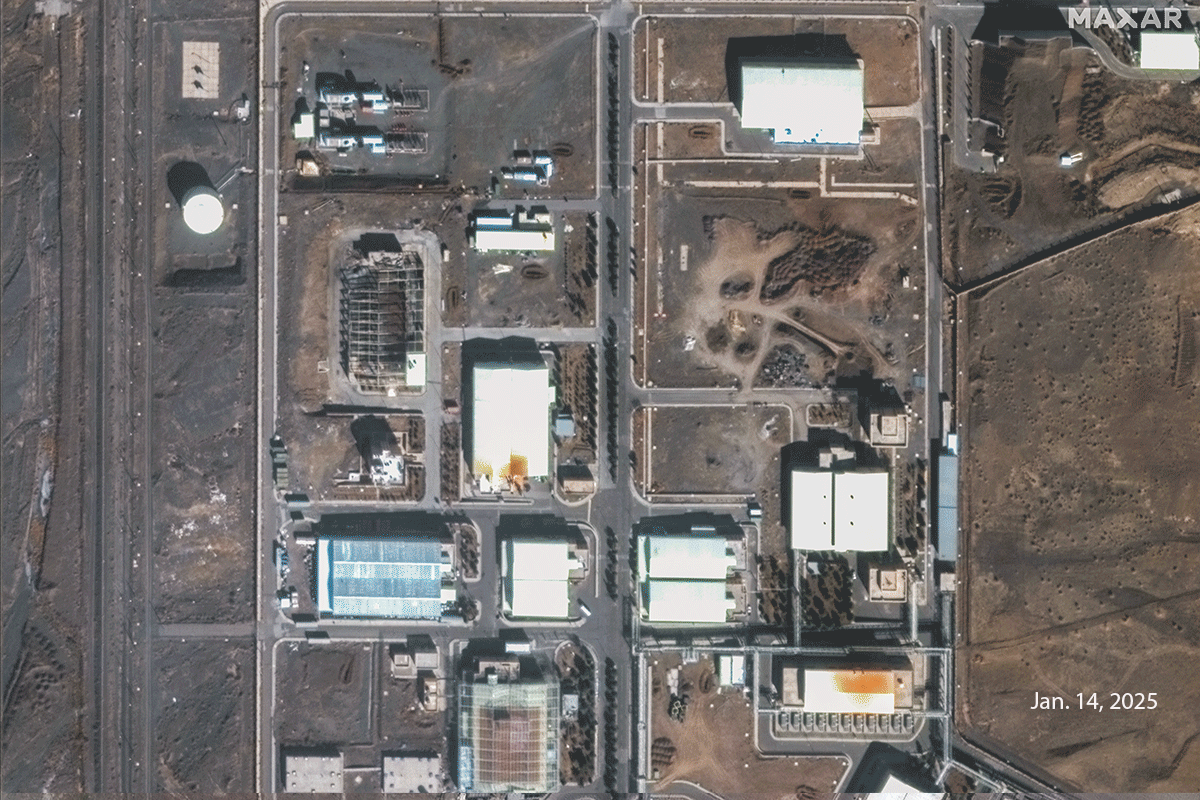 Satellite views show the Natanz nuclear enrichment facility before and after airstrikes