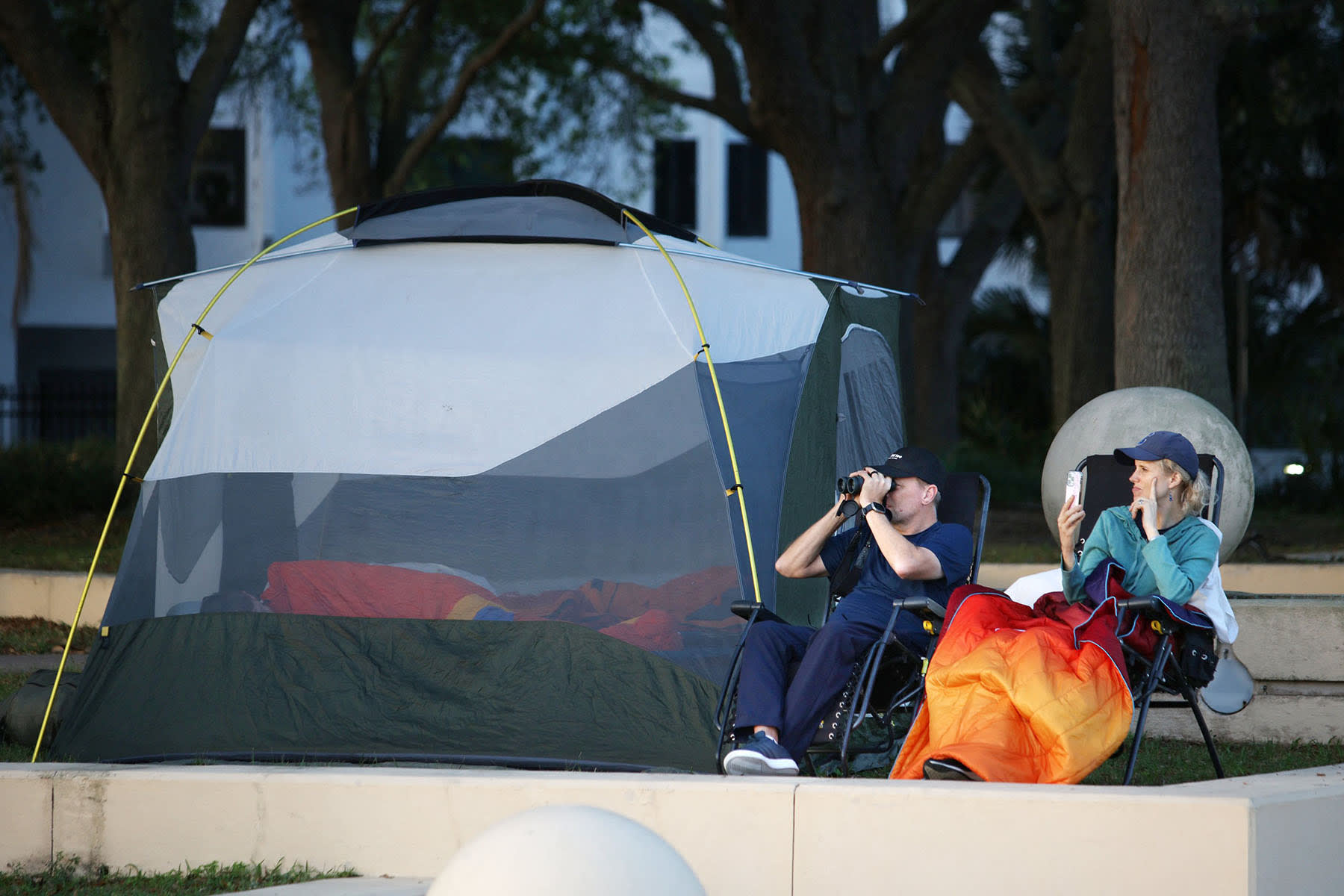 Space enthusiasts watch the sunrise