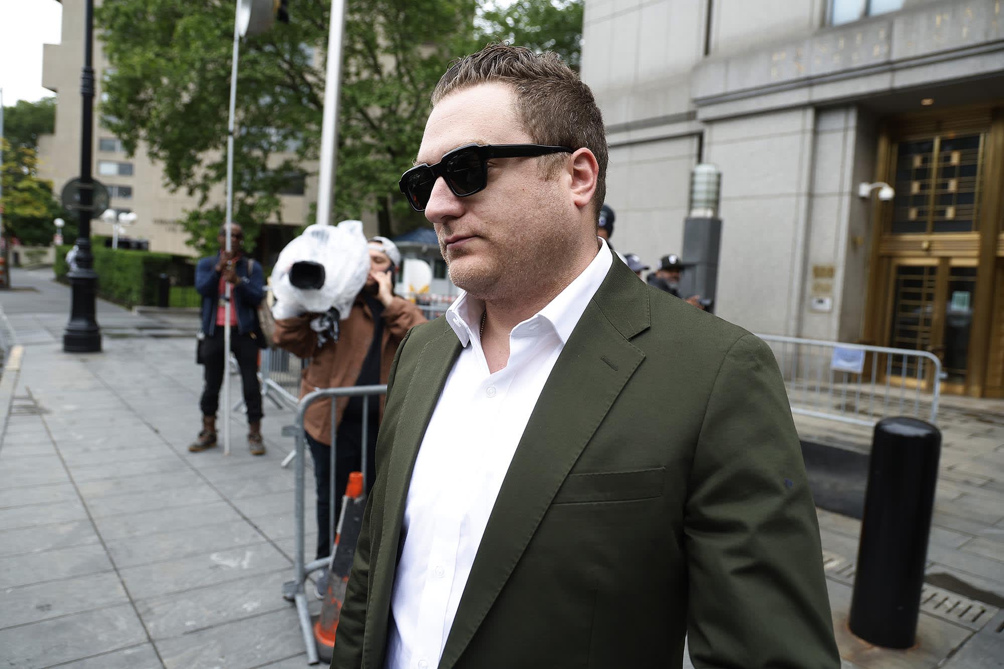 George Kaplan departs the Manhattan Federal Court during the Sean "Diddy" Combs' trial on May 22, 2025 in New York City. 