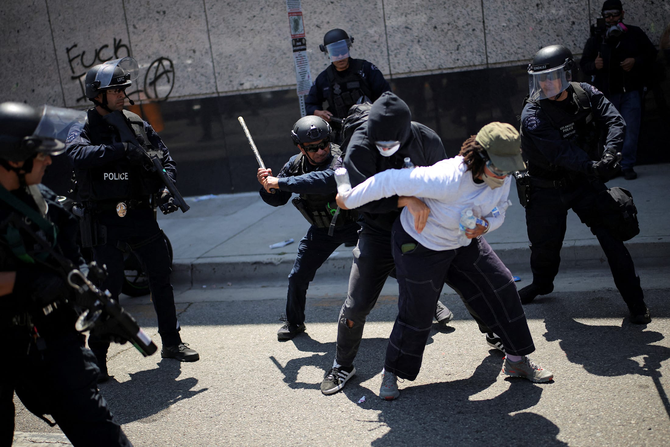 Protest following multiple detentions in downtown Los Angeles
