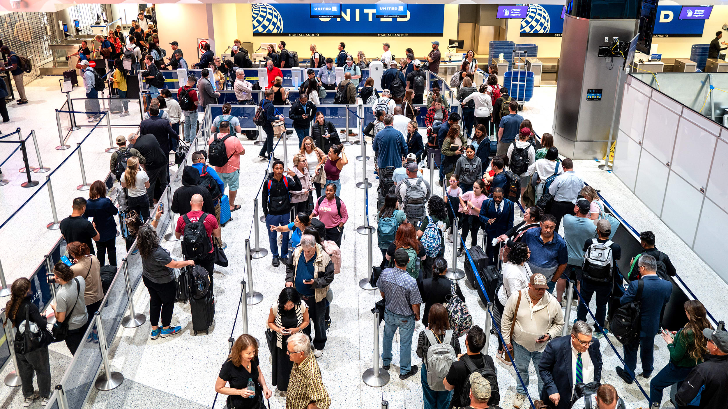 Image: FAA Targets 40 "High-Volume" US Airports For Flight Cuts Amid Government Shutdown