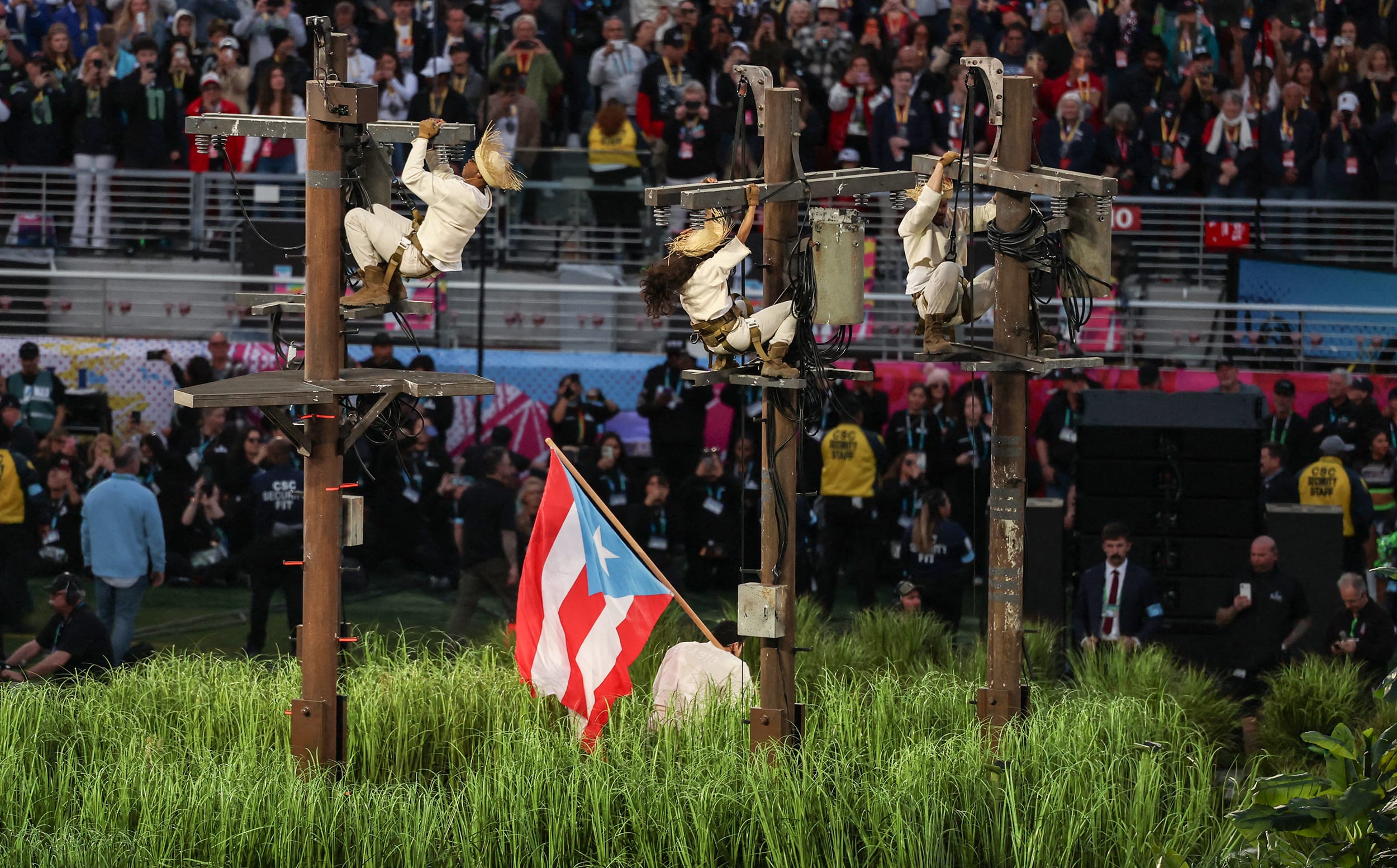 AMFOOT-SUPERBOWL-PATRIOTS-SEAHAWKS-HALFTIME-SHOW