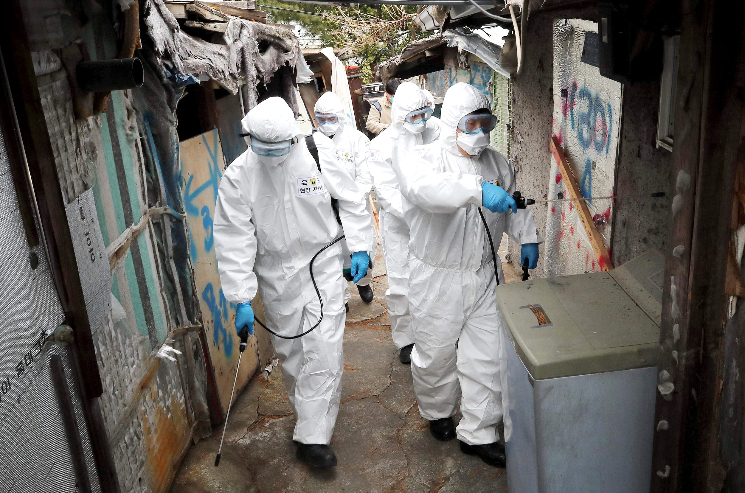 Image: TOPSHOT-SKOREA-CHINA-HEALTH-VIRUS