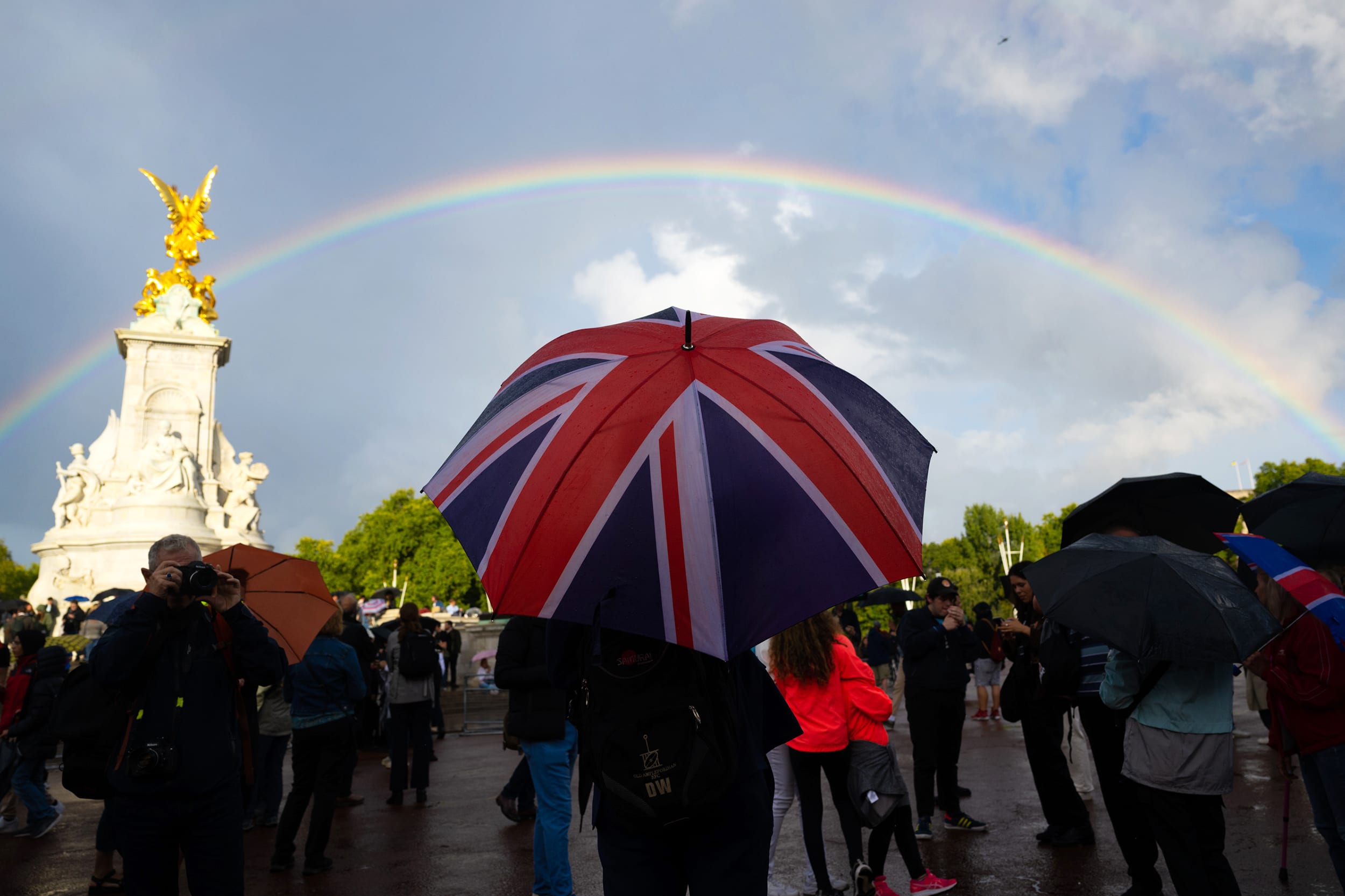 Queen Elizabeth Under 'Medical Supervision'