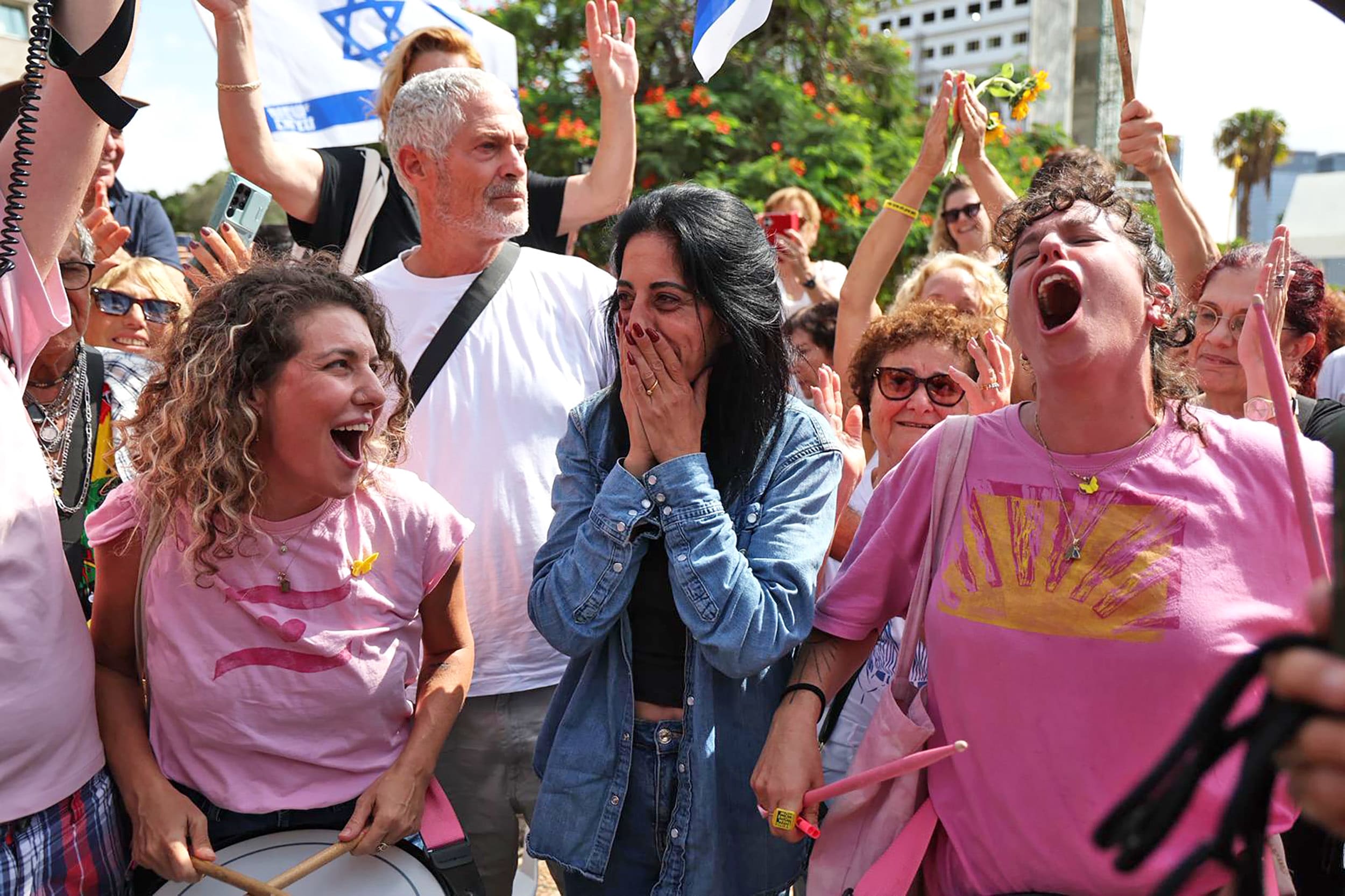 Israelis celebrate ceasefire agreement