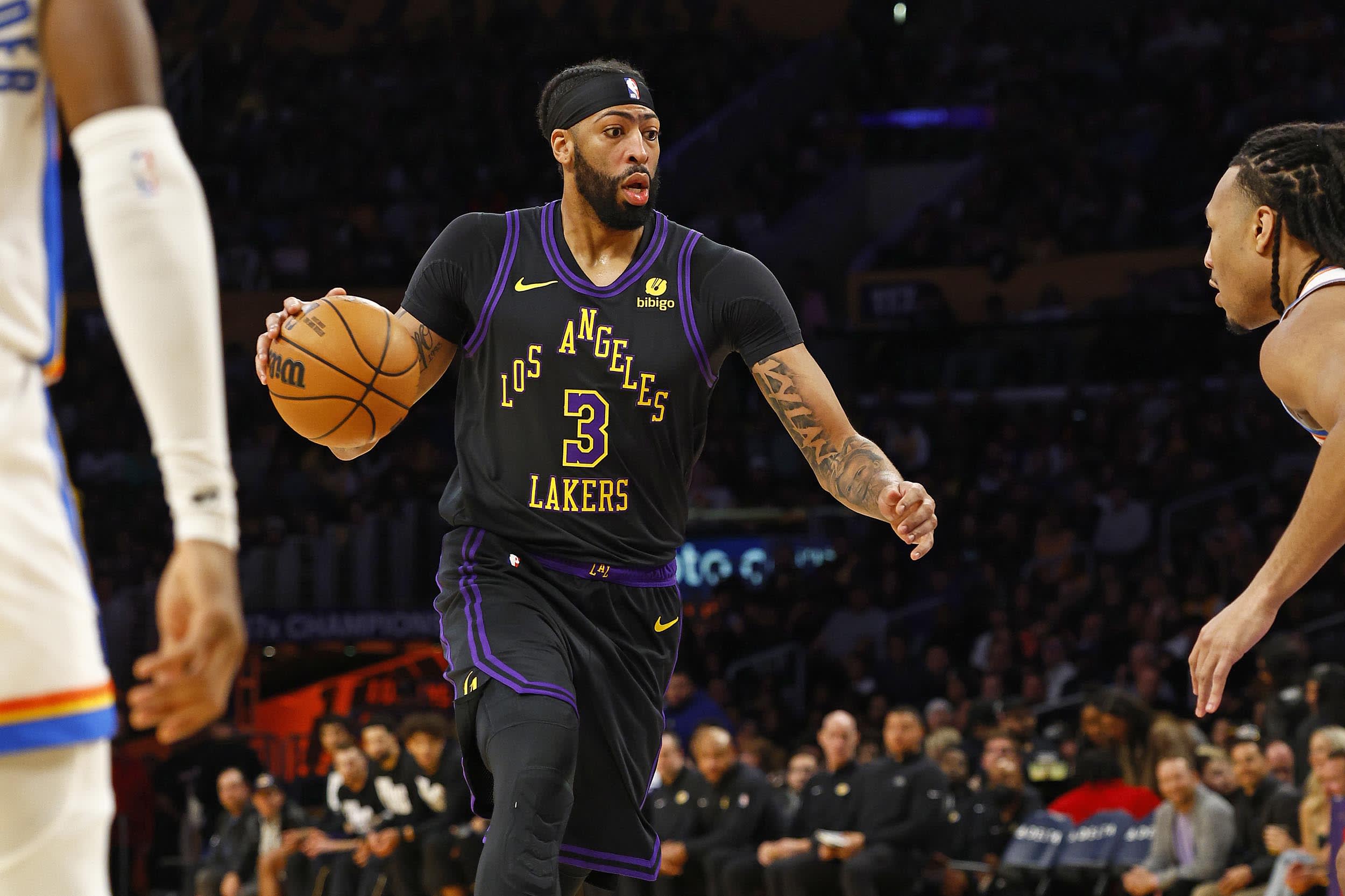 Anthony Davis of the Los Angeles Lakers plays against the Oklahoma City Thunder on Jan. 15, 2024.