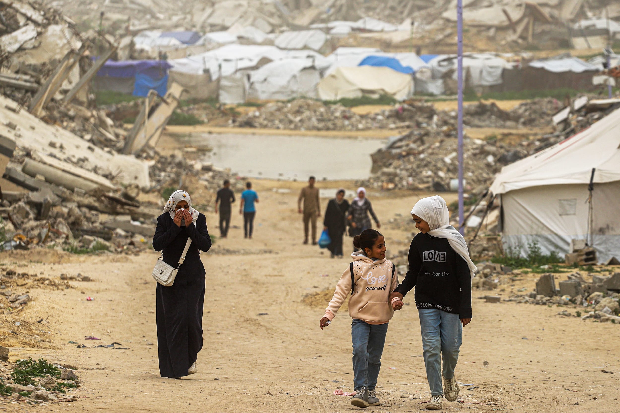 Sandstorm Hits Gaza City