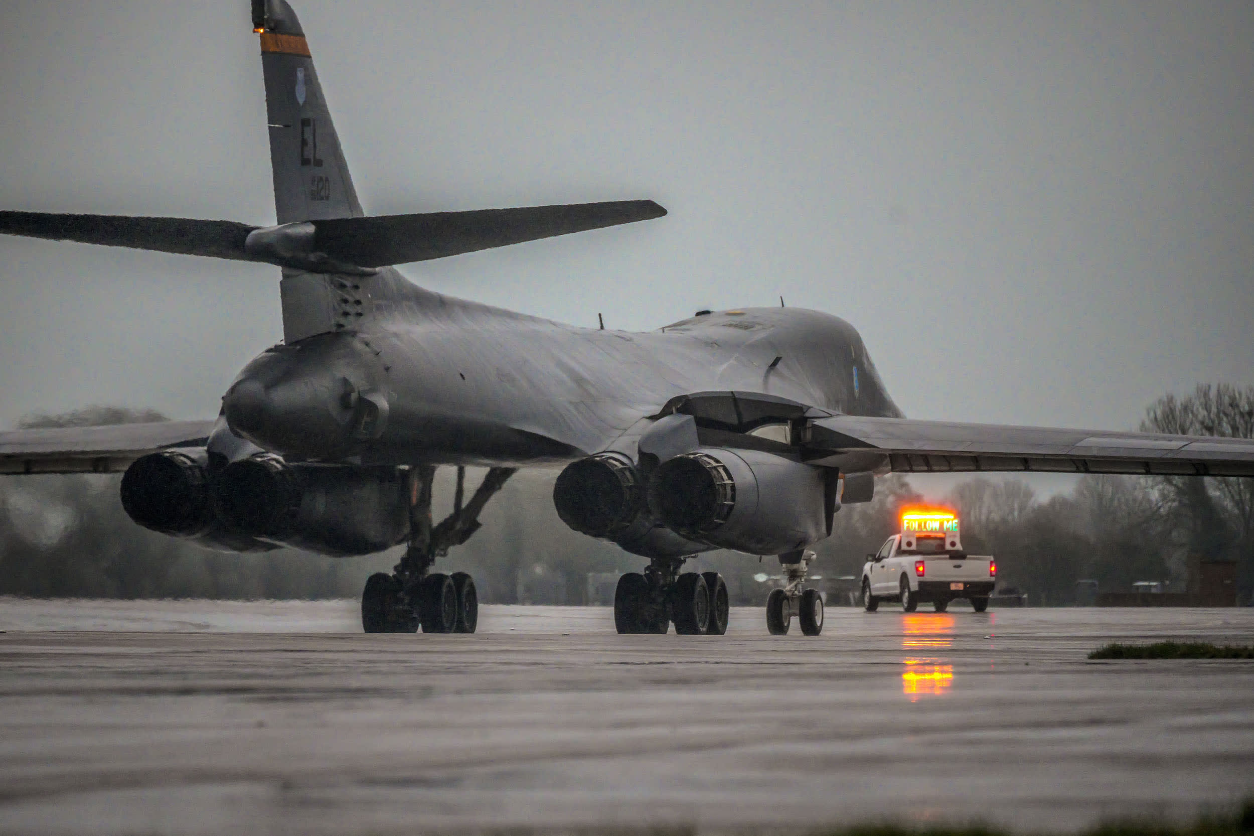 A U.S. Air Force B1 bomber arrives at RAF Fairford on March 6, 2026 in Fairford, England. Prime Minister Keir Starmer is allowing the U.S. to use British bases to launch "defensive" strikes against Iranian missile sites while stating the U.K. would not join "offensive" combat. 