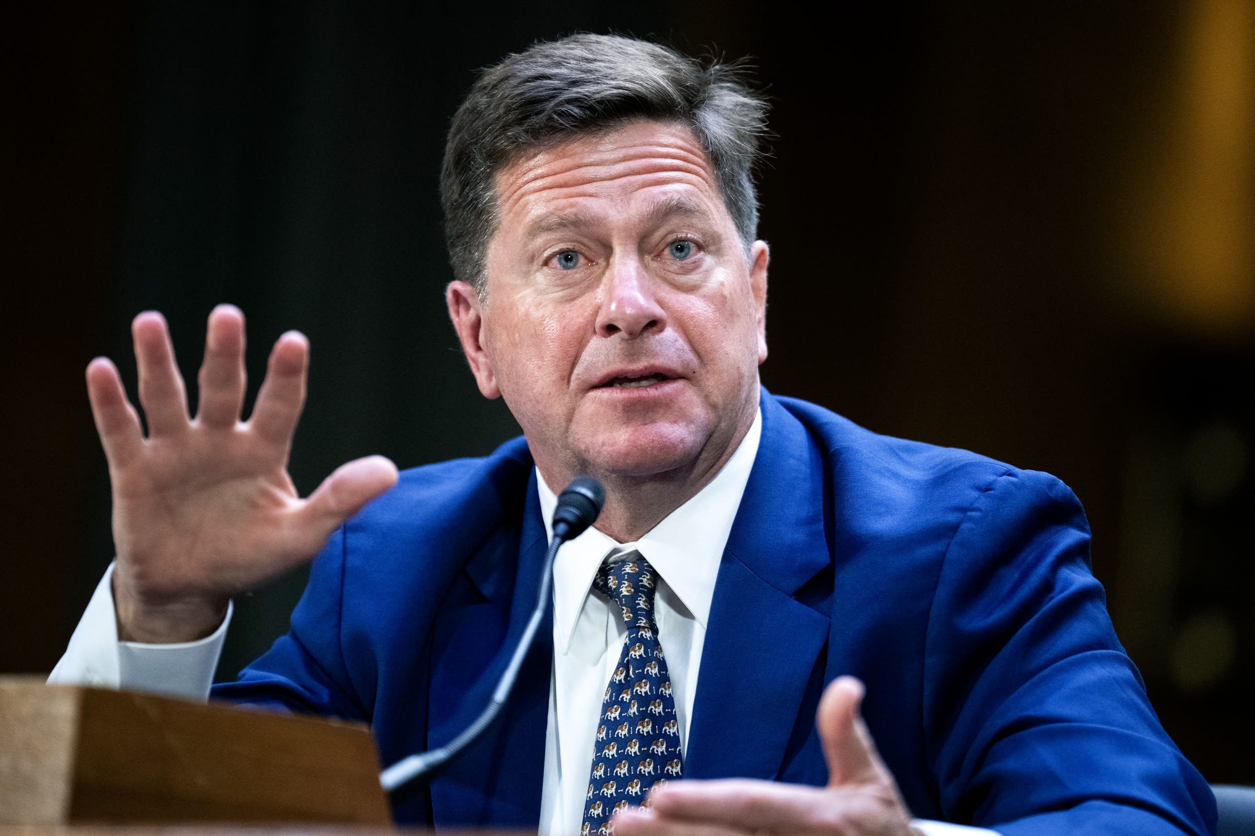 Jay Clayton.
