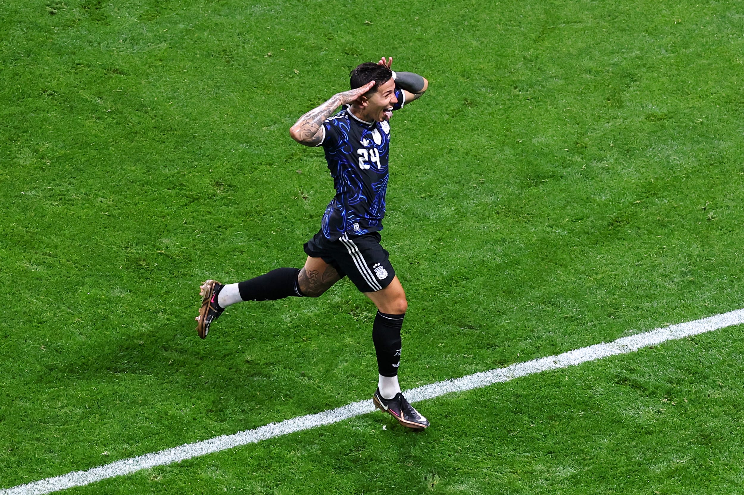 Enzo Fernandez celebrates.