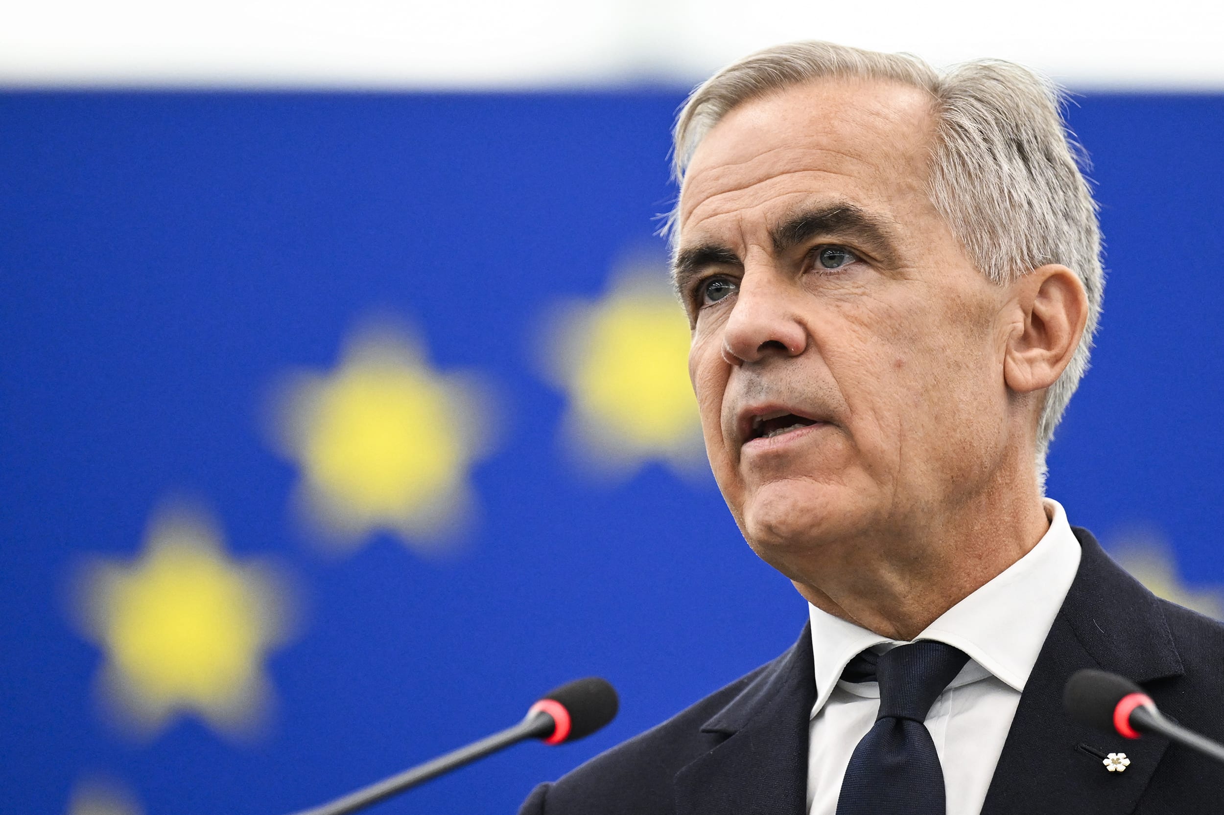 FRANCE-EU-CANADA-PARLIAMENT