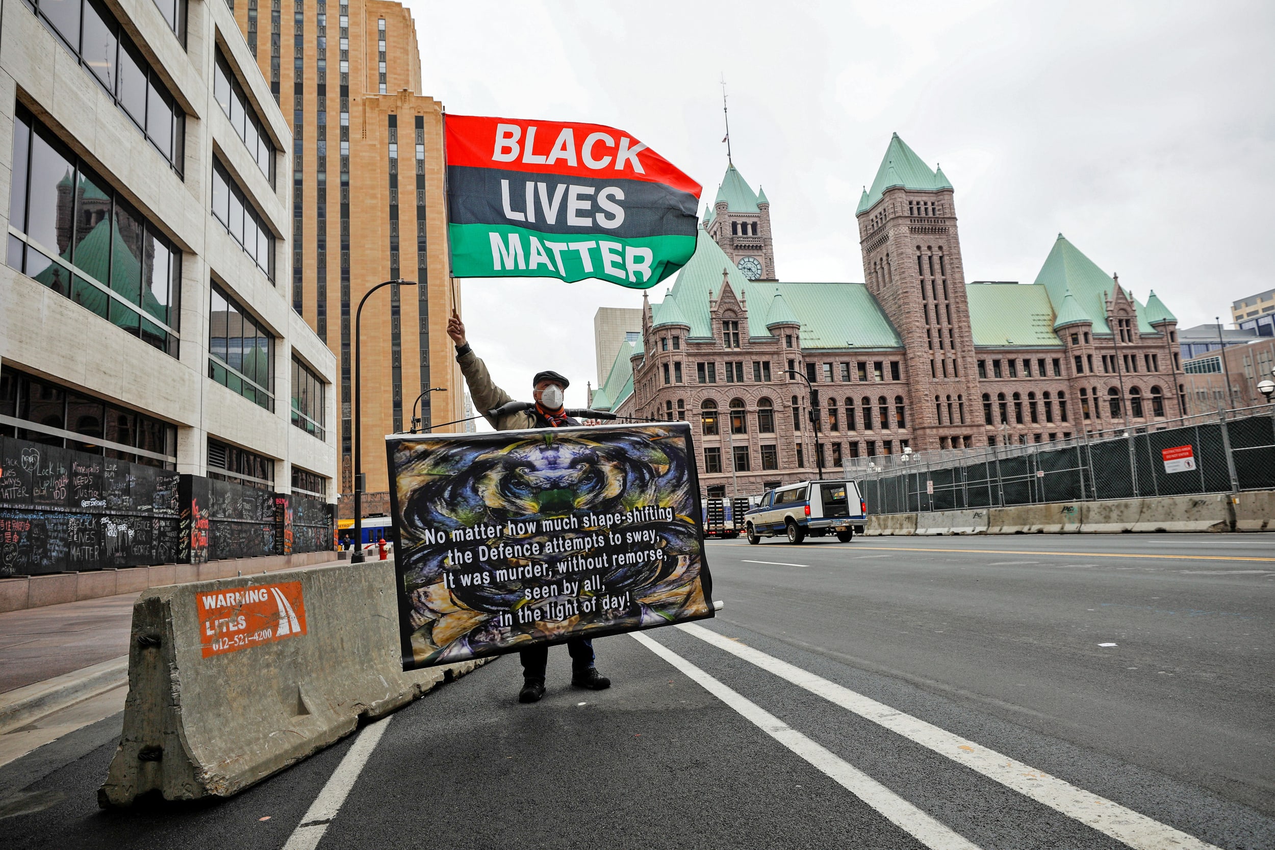Image: The trial of former police officer Derek Chauvin