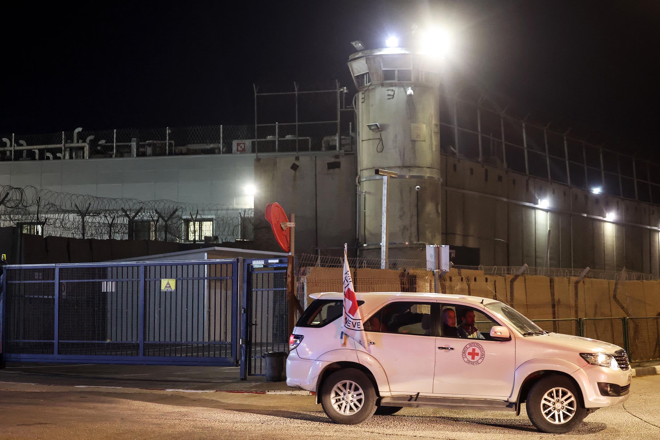 Red Cross prisoner swap occupied West Bank