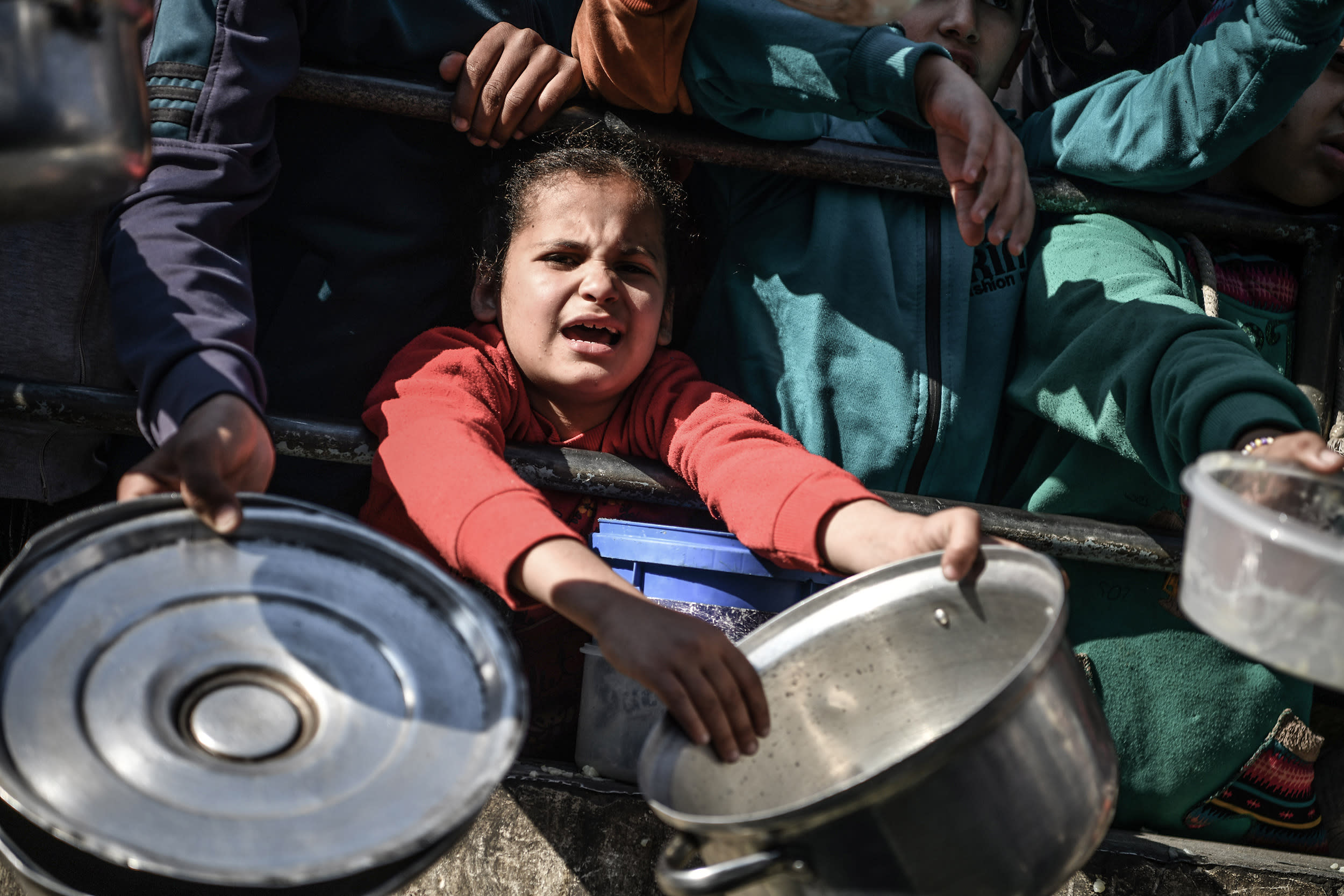 Humanitarian aid for Palestinians in Rafah