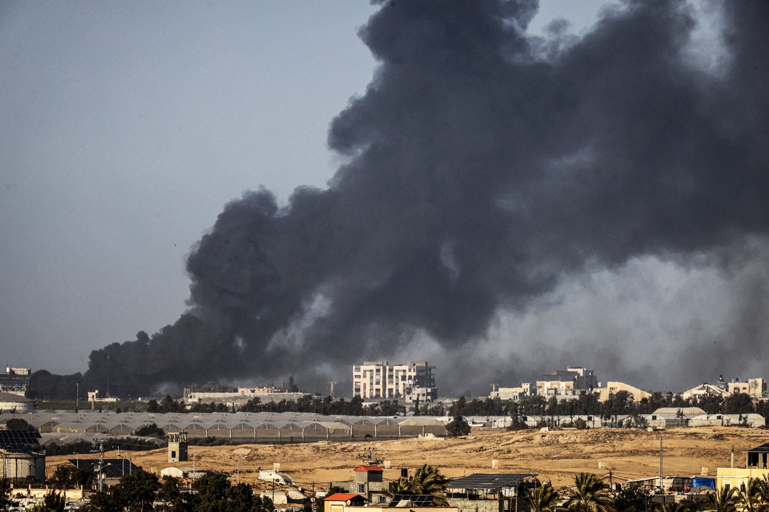 Smoke over Khan Younis in Gaza
