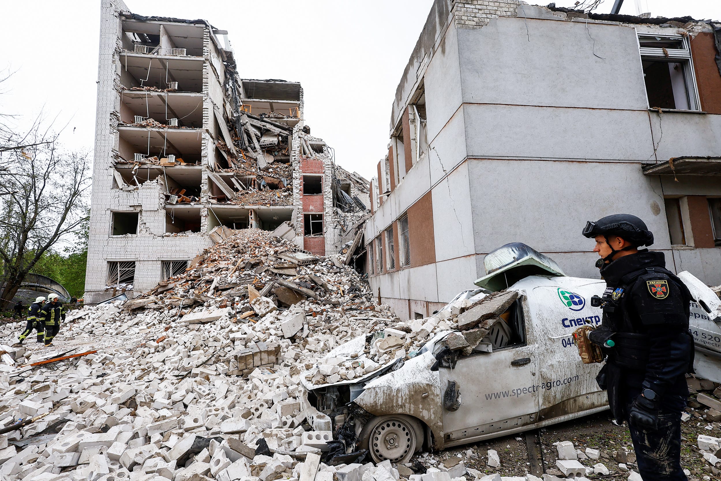 Aftermath of a Russian missile strike in Chernihiv