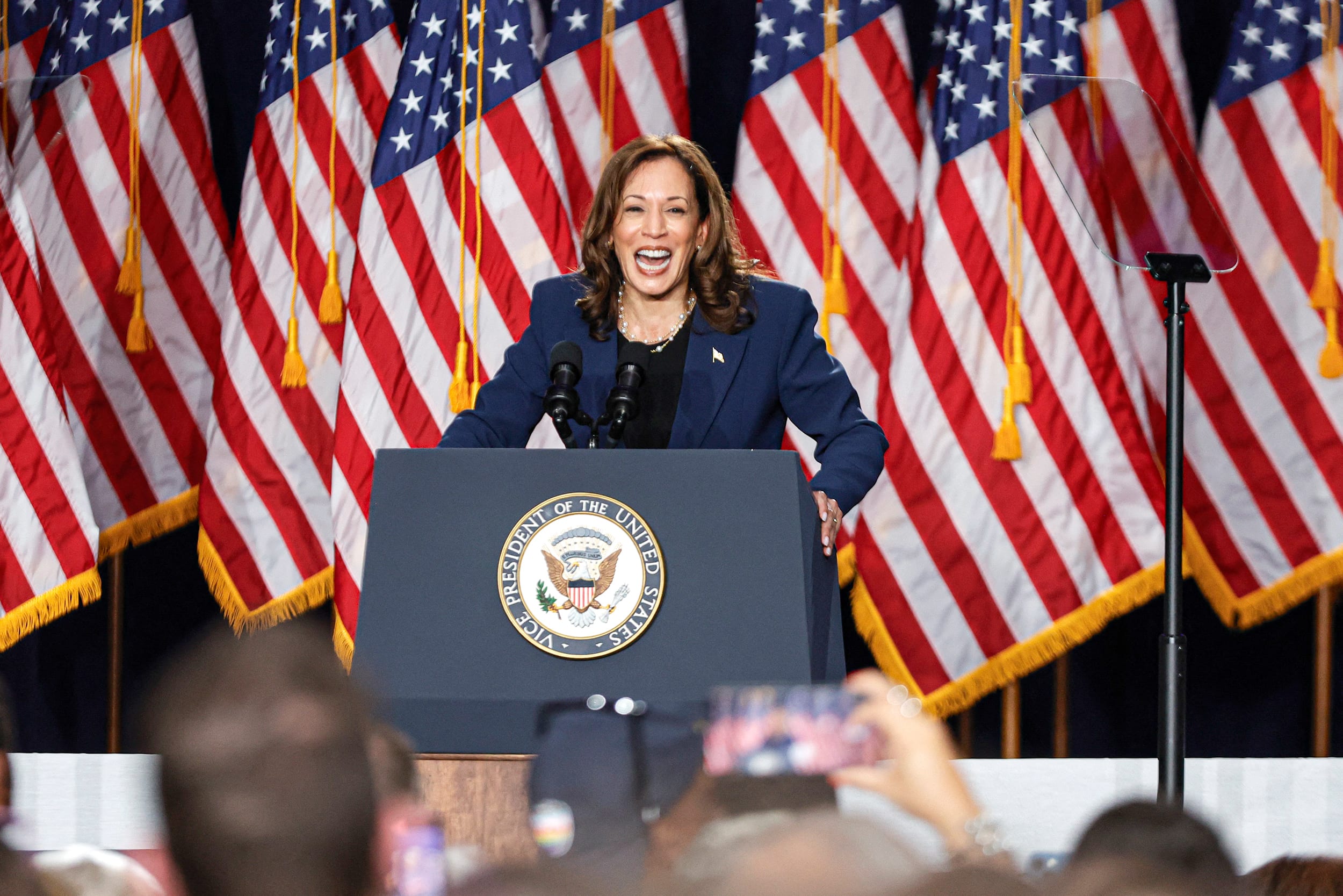 La líder sindical Dolores Huerta respalda a Kamala Harris