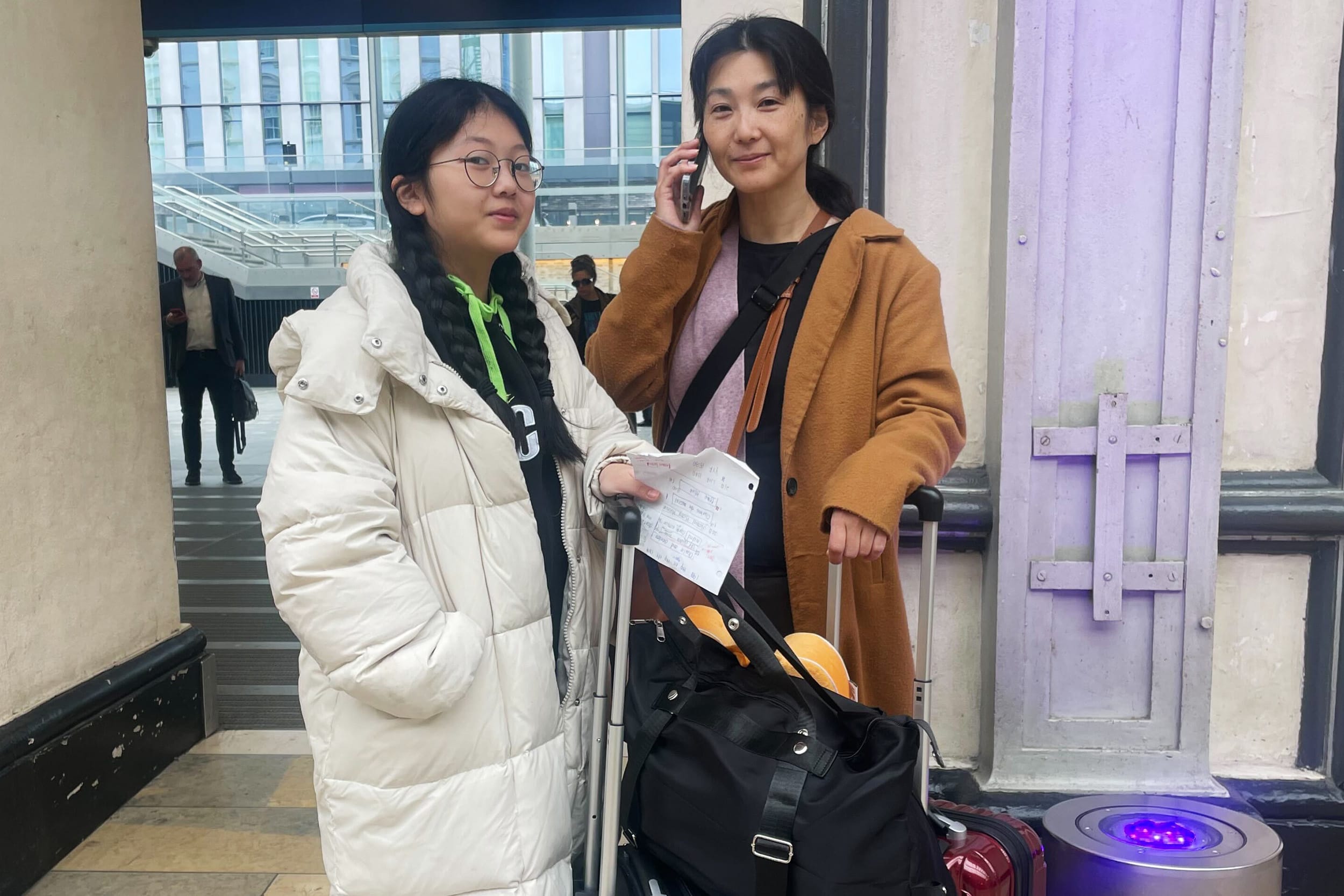 Stranded passengers at London Paddington rail station