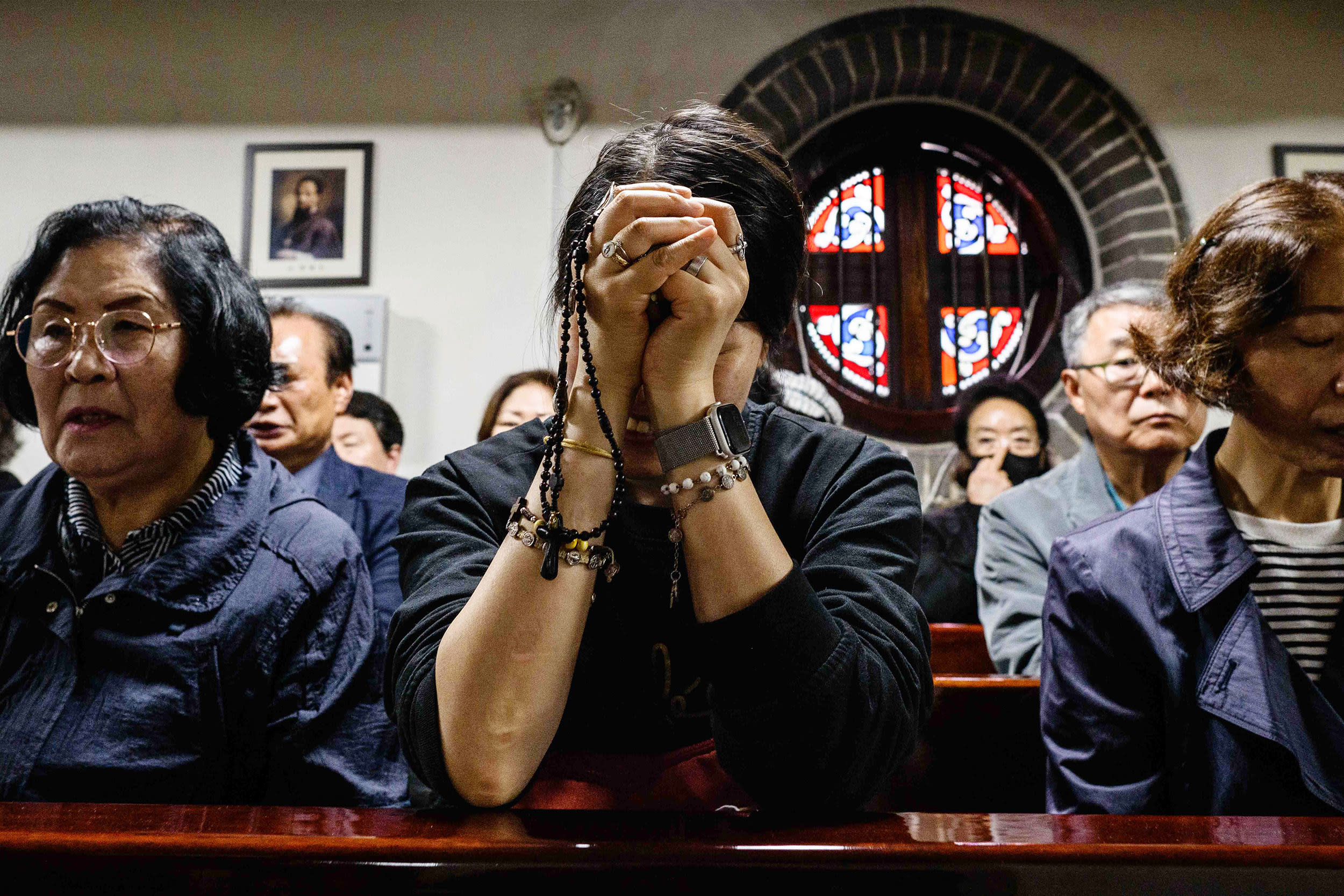 Image: Asia's Catholics Respond To Death Of Pope Francis